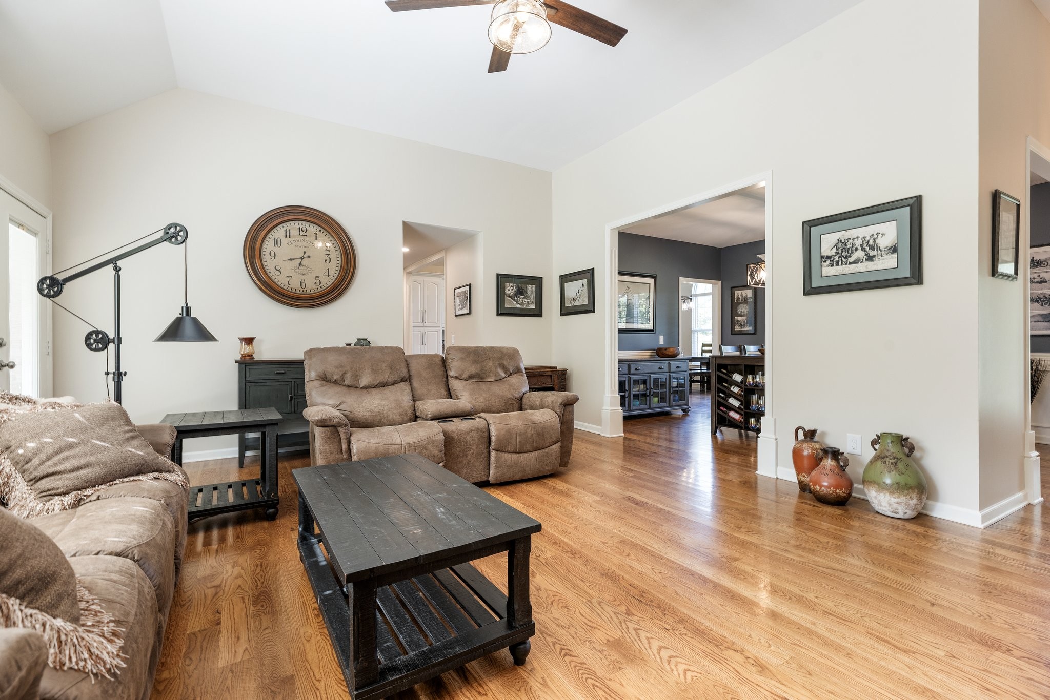 1057 The Long Run Property Photo 15