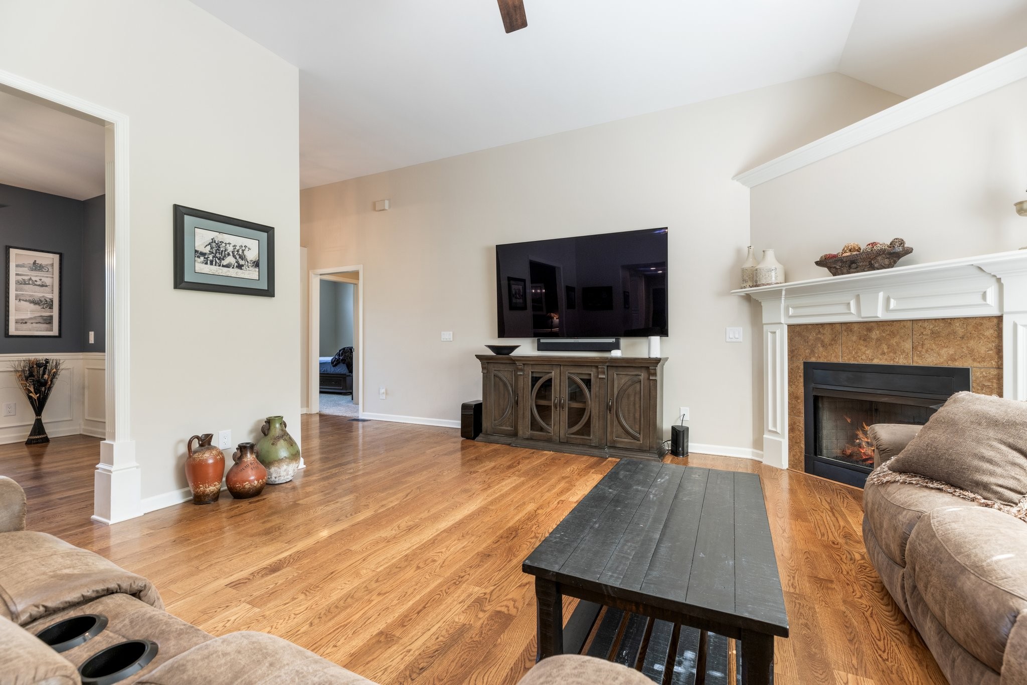 1057 The Long Run Property Photo 17