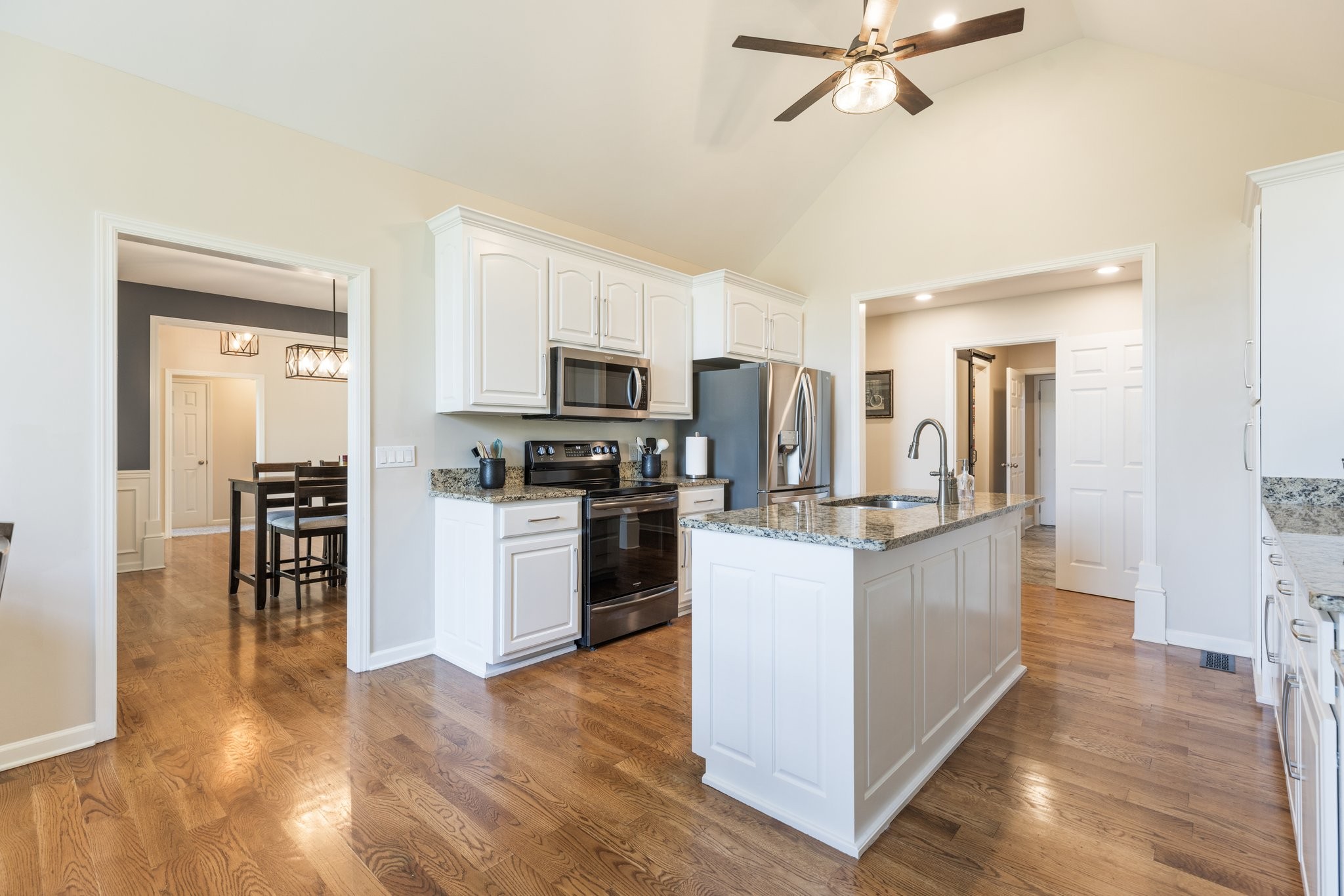 1057 The Long Run Property Photo 23