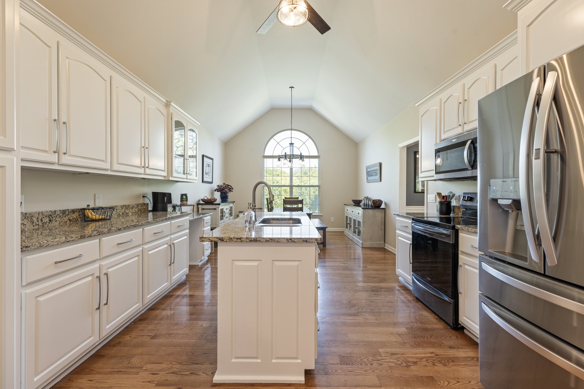 1057 The Long Run Property Photo 27