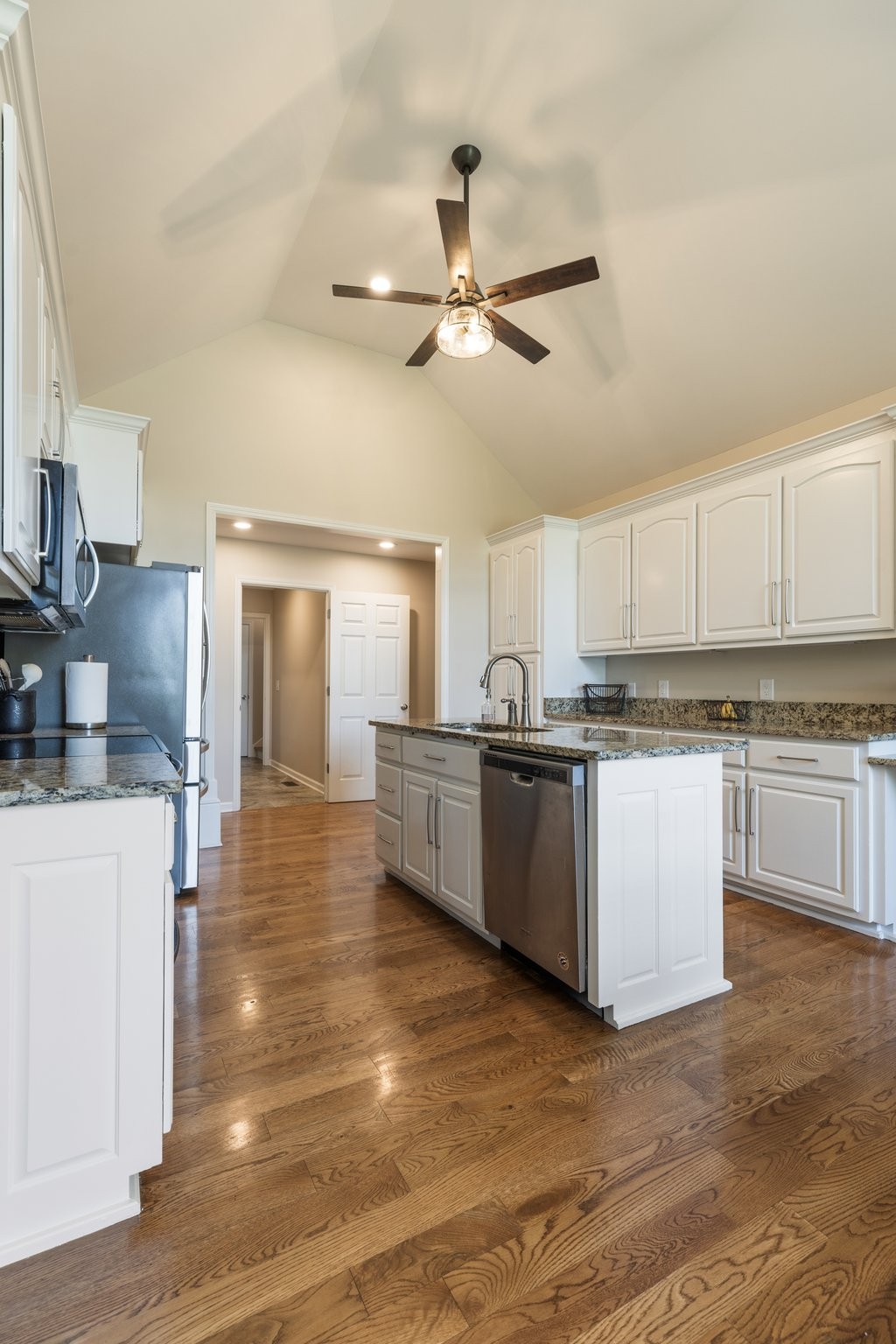 1057 The Long Run Property Photo 29
