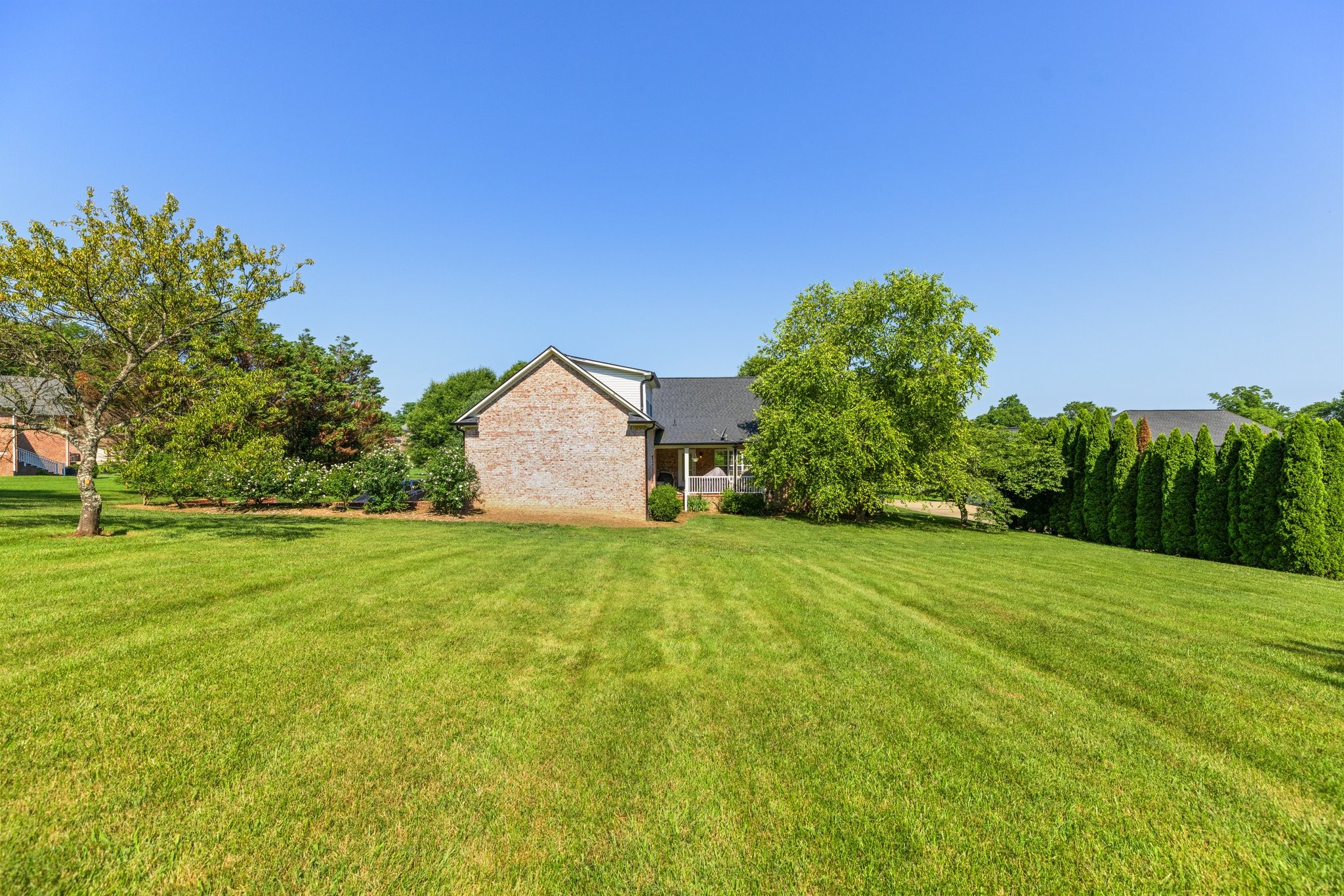 1057 The Long Run Property Photo 63