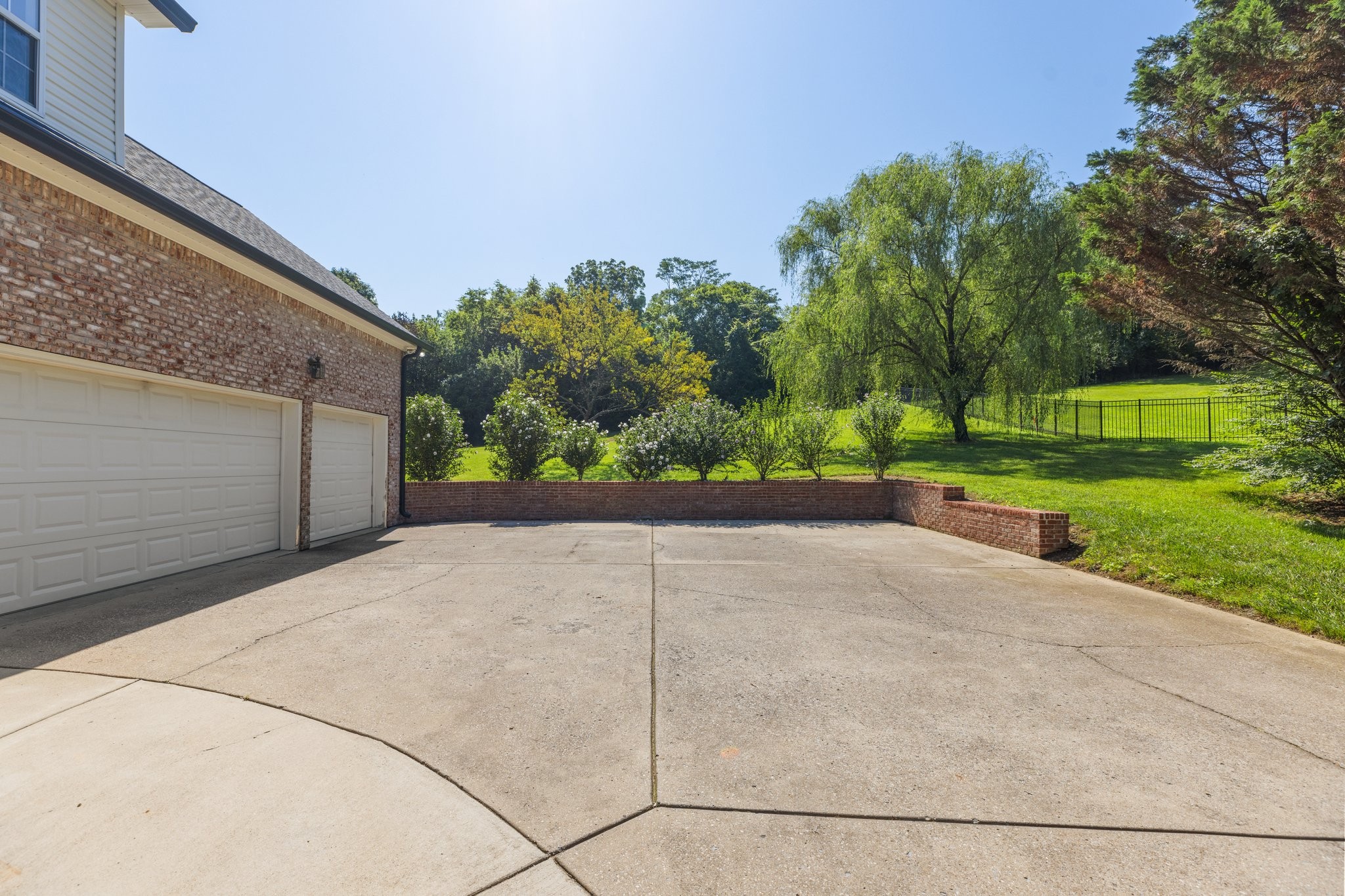 1057 The Long Run Property Photo 65