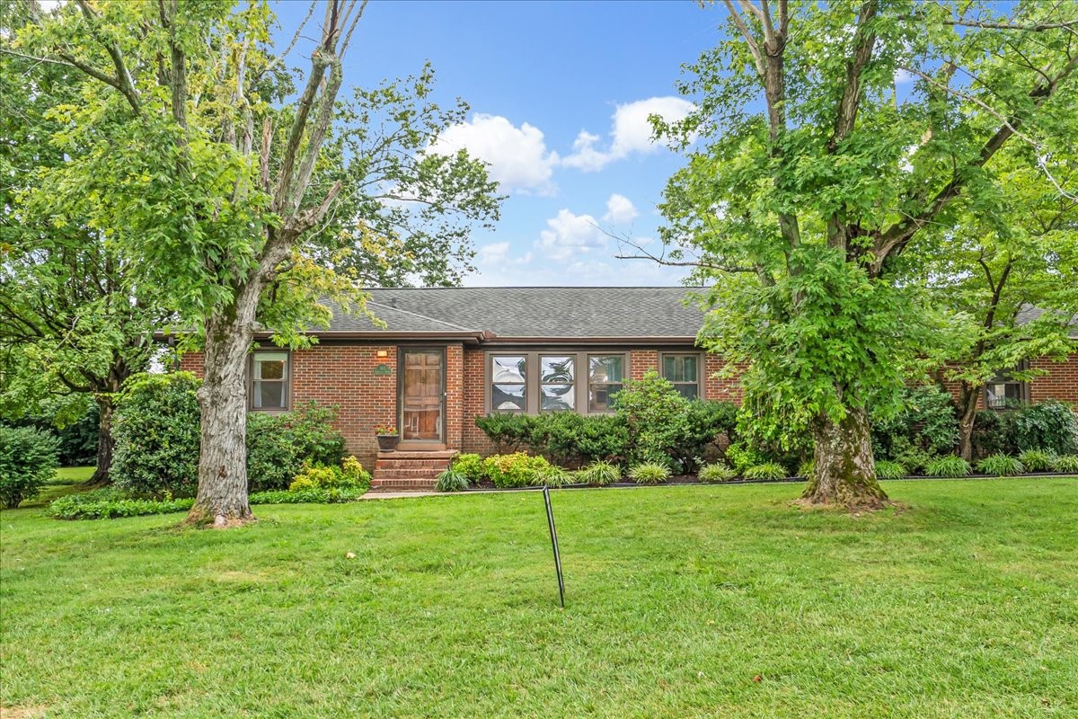 515 Mckellar Dr Property Photo