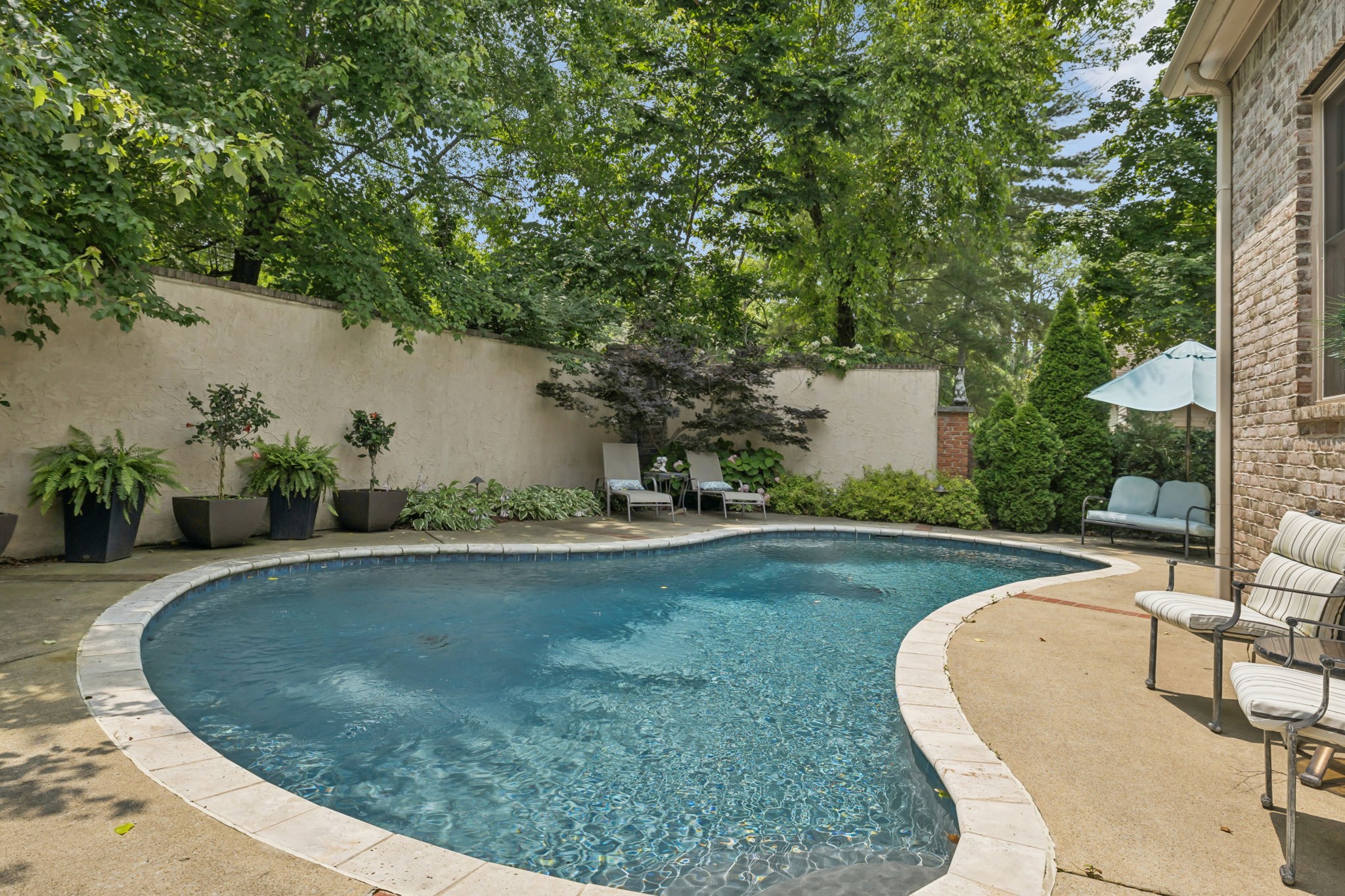101 Wellington Park Ct Property Photo 40