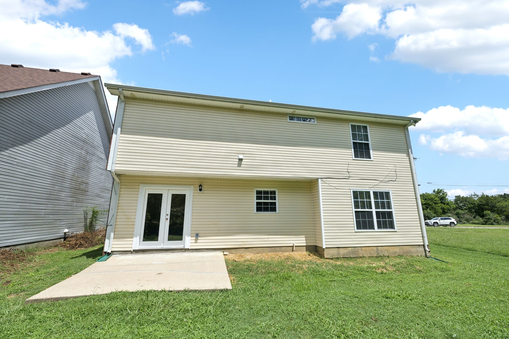 1056 Lakewalk Dr Property Photo 21