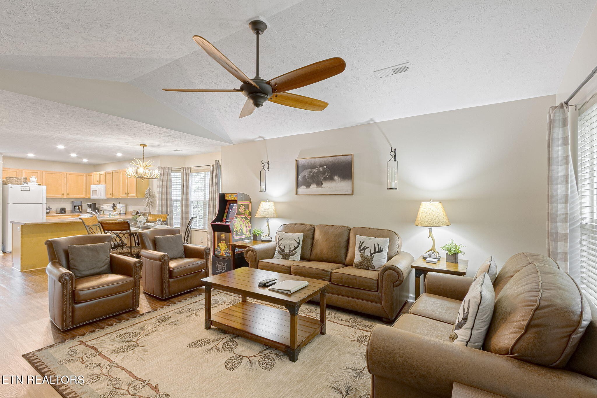 2032 Slippery Rock Circle Property Photo 15