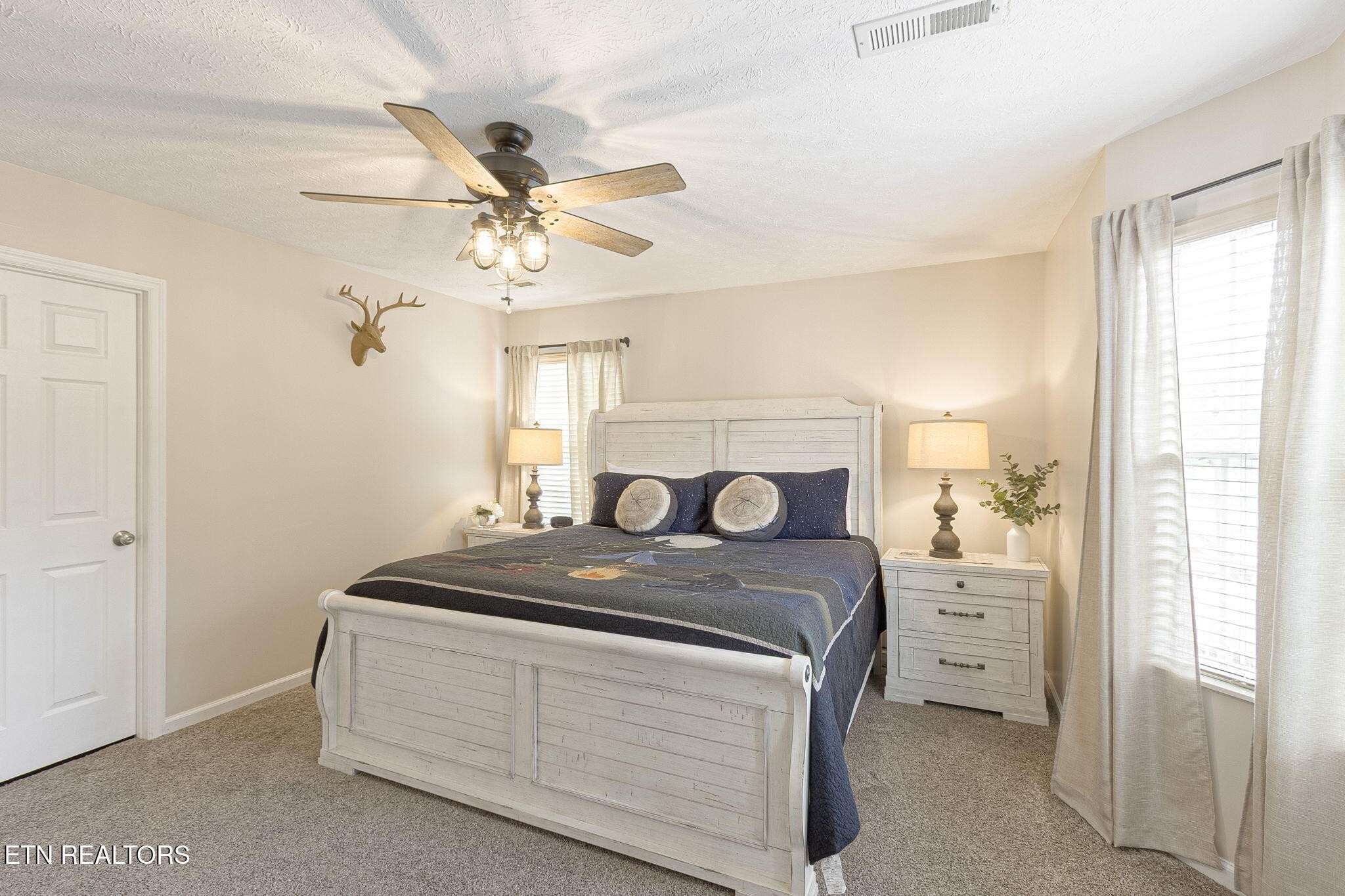 2032 Slippery Rock Circle Property Photo 18