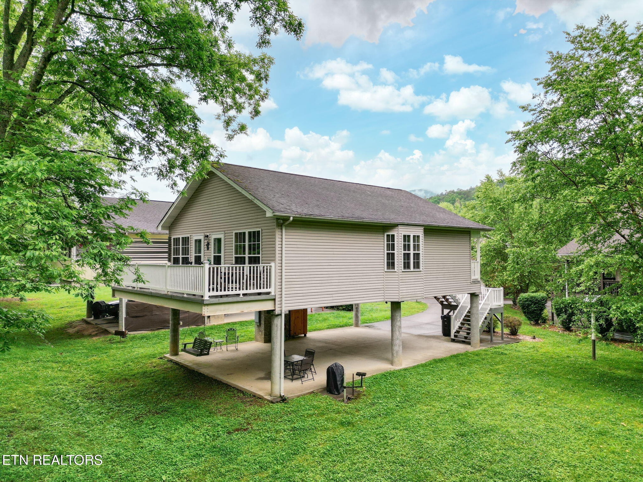 2032 Slippery Rock Circle Property Photo 26