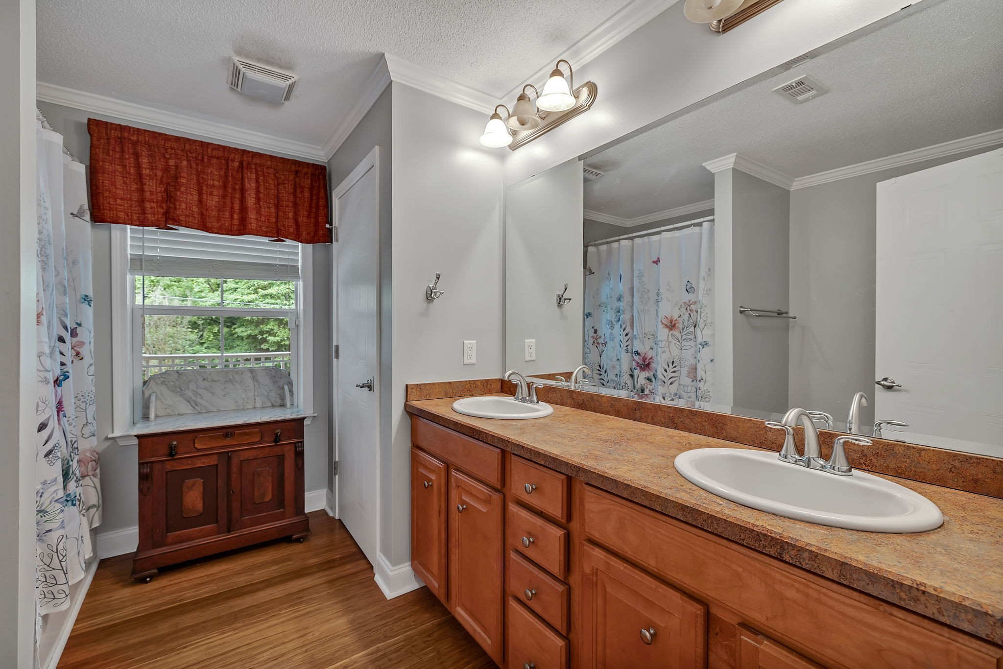 8239 Hawkins Rd Property Photo 16