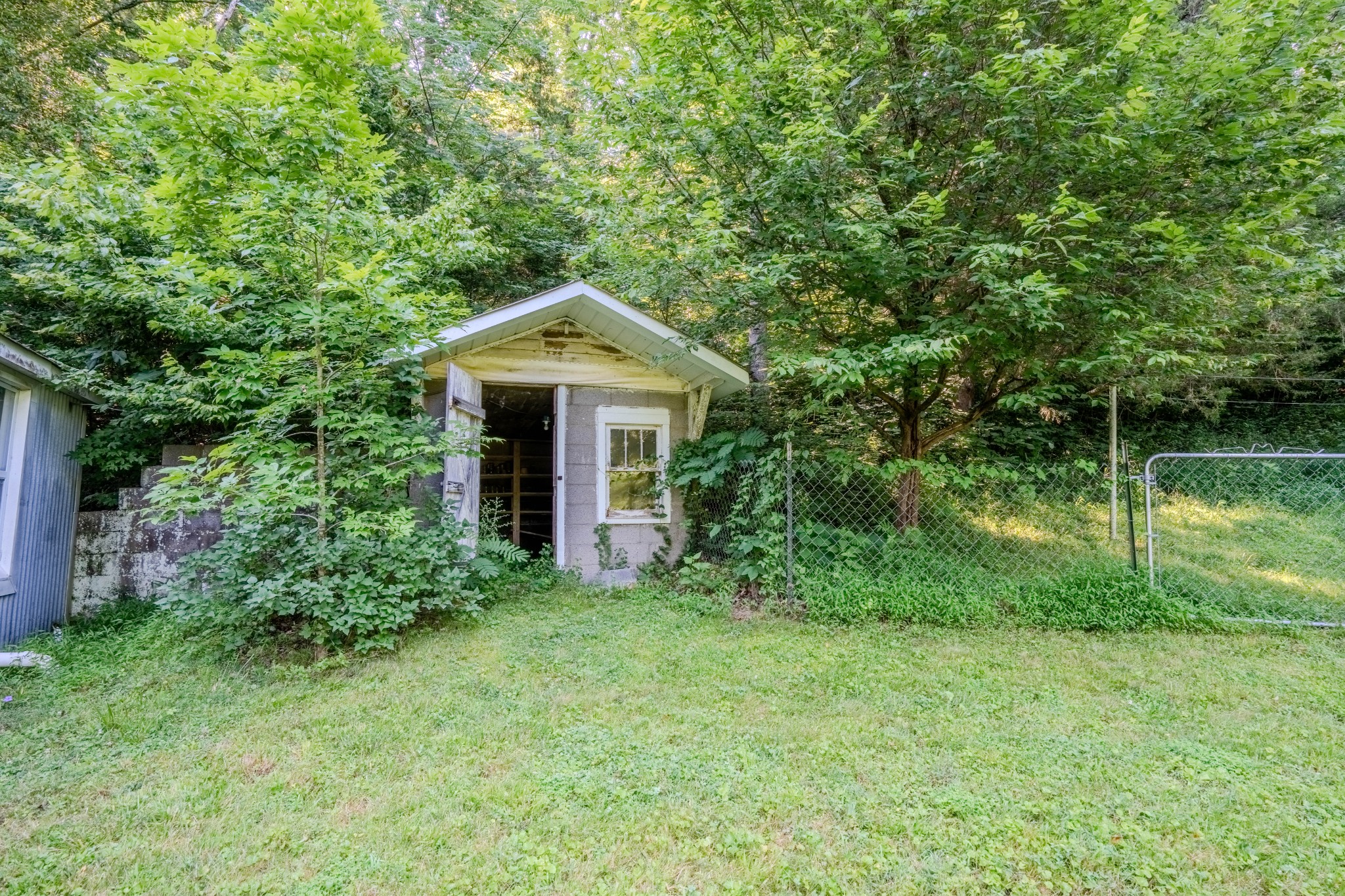 3795 Wayland Springs Rd Property Photo 24