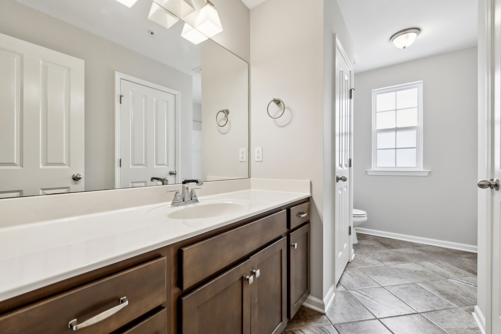 100 Bergen Dr Property Photo 30