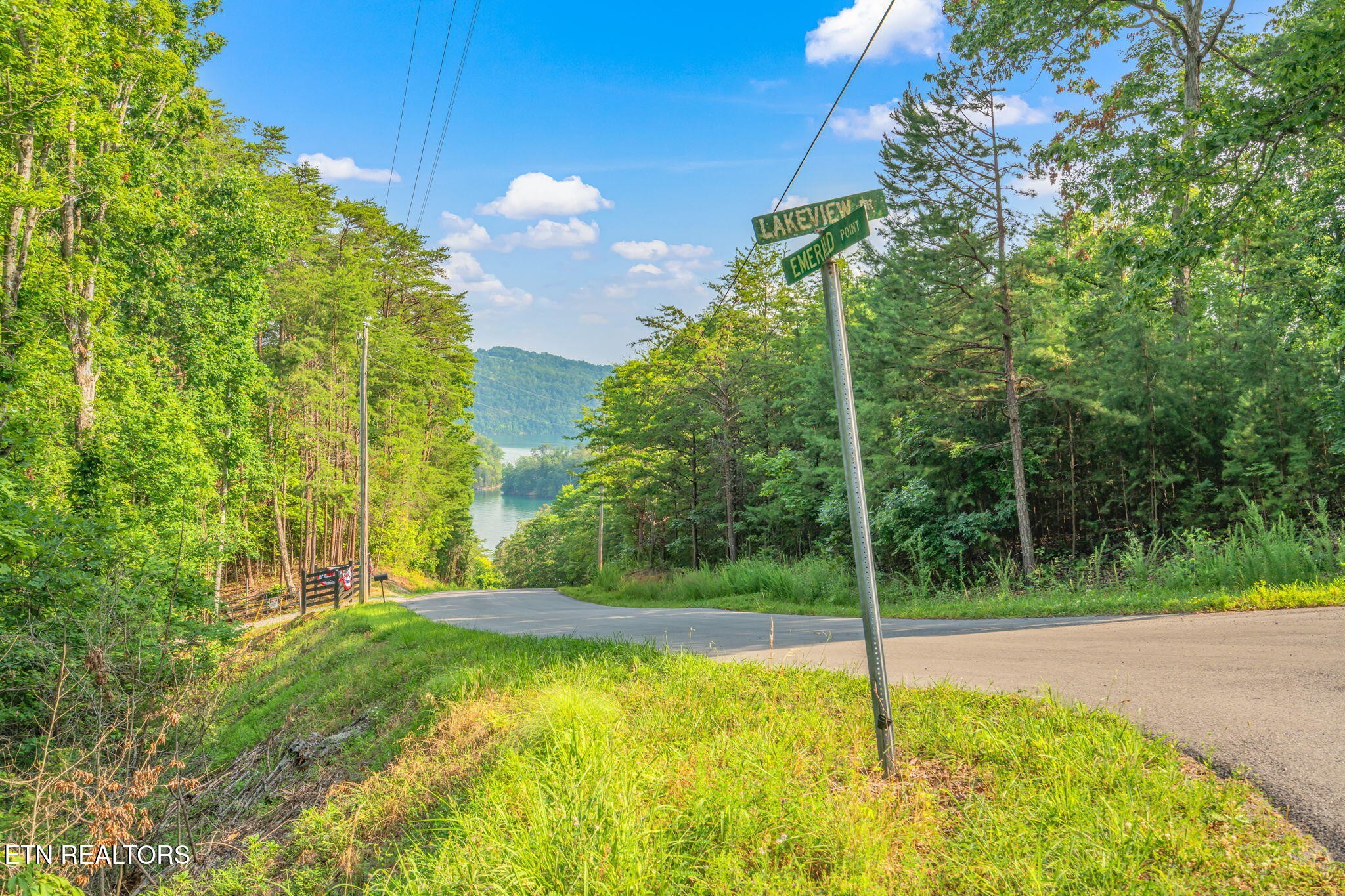 146147 Lakeview Drive Property Photo 9