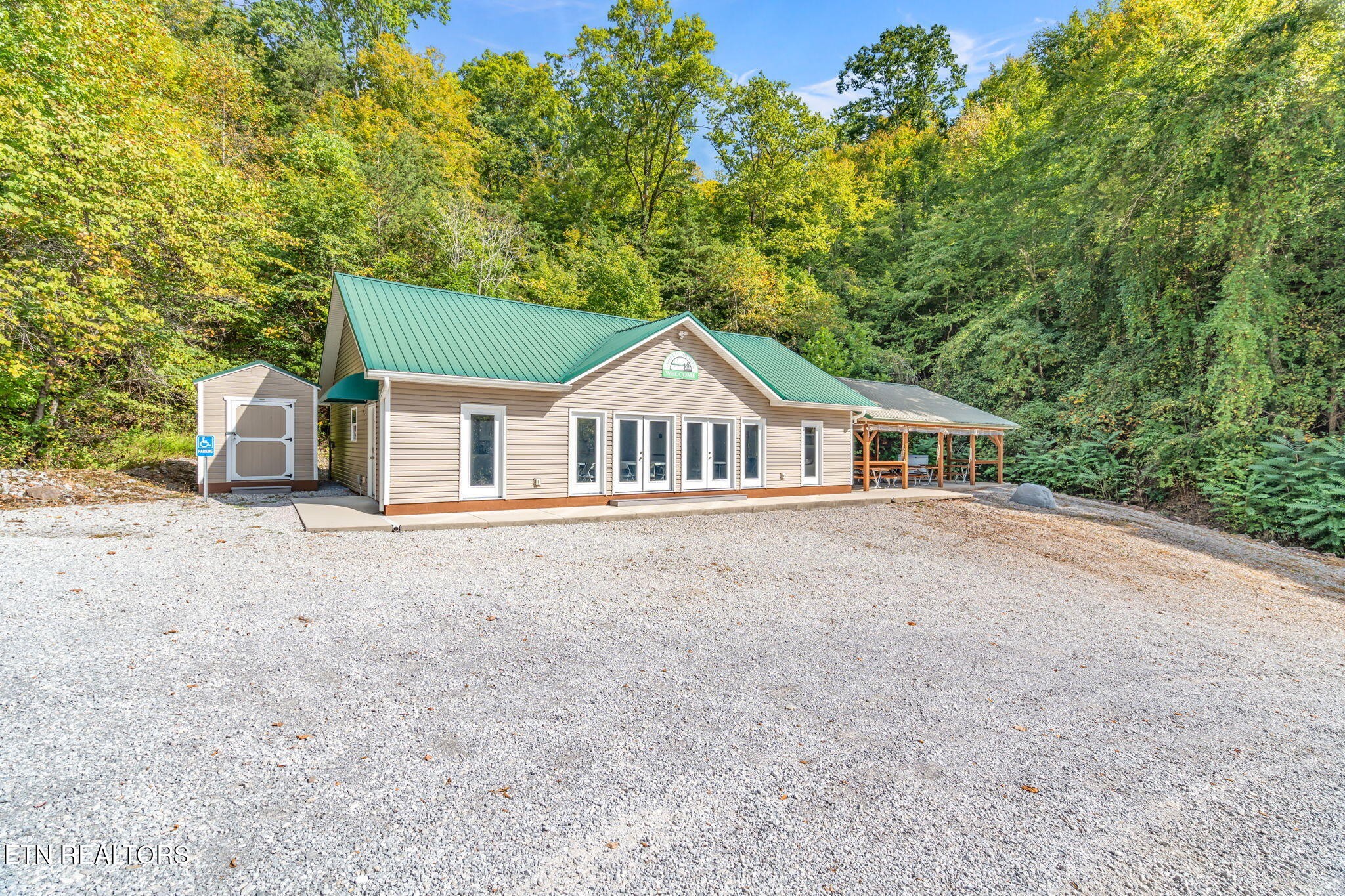 146147 Lakeview Drive Property Photo 17