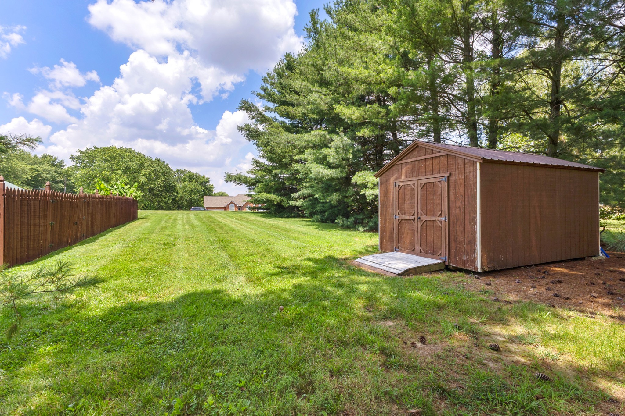 834 College St Property Photo 41