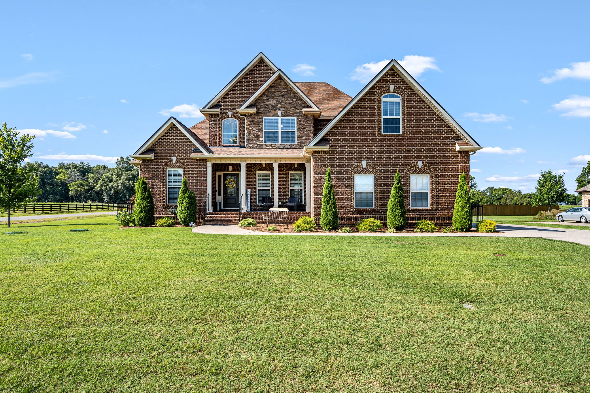 4232 Thoroughbred Ln Property Photo 5