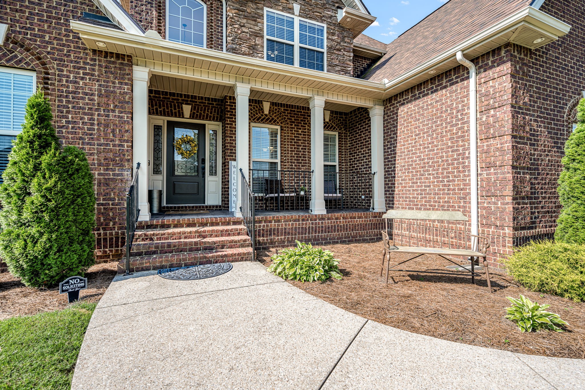 4232 Thoroughbred Ln Property Photo 11