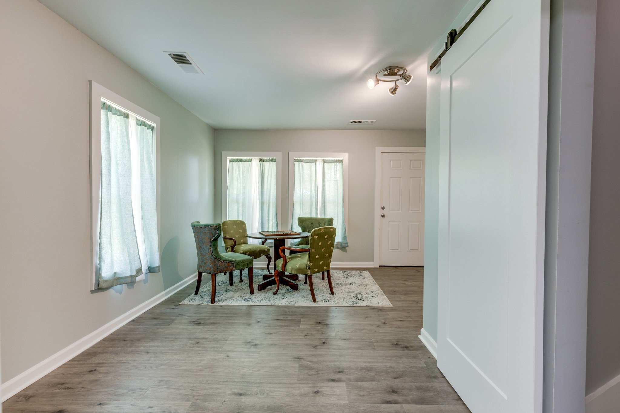 605 Fairfield Rd Property Photo 15