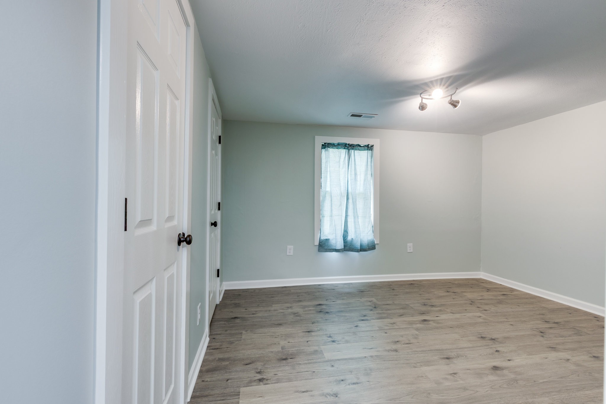 605 Fairfield Rd Property Photo 19