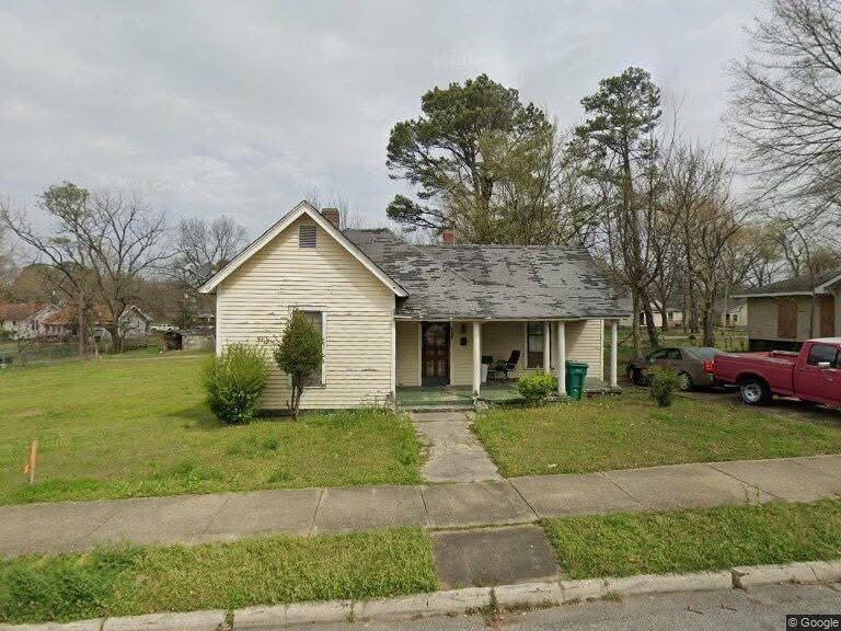 231 Jackson St Property Photo 1