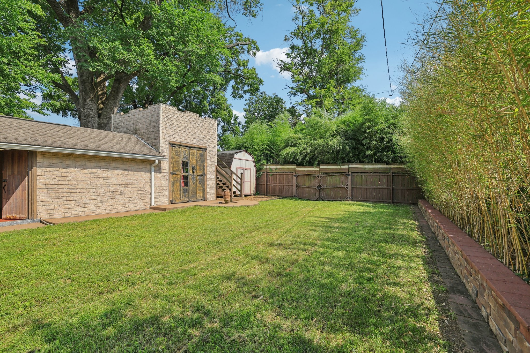 1821 Underwood St Property Photo 26