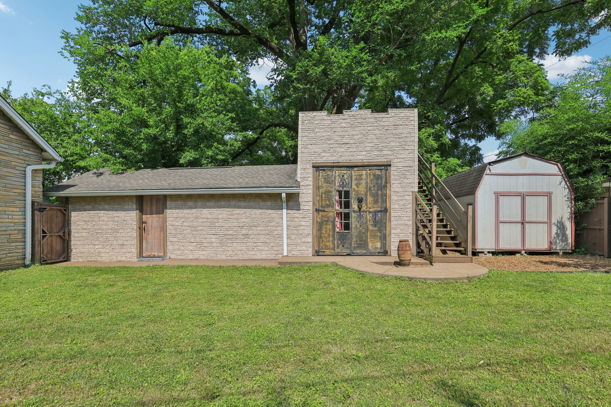 1821 Underwood St Property Photo 27