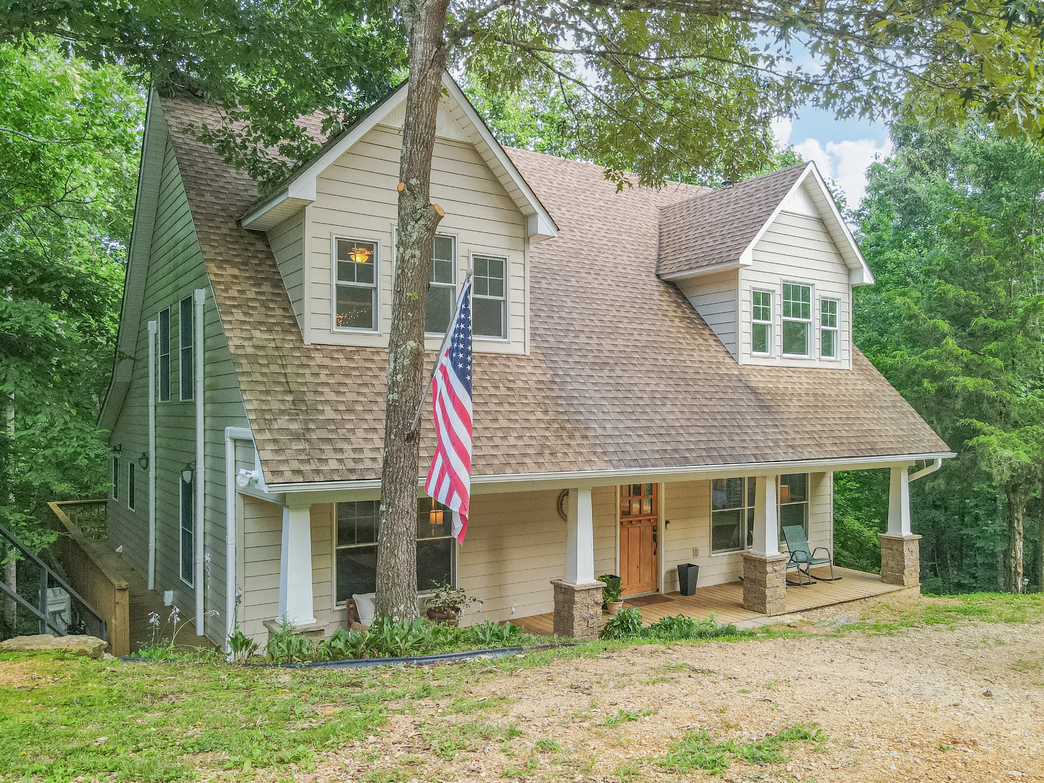 540 Brush Creek Rd Property Photo 1