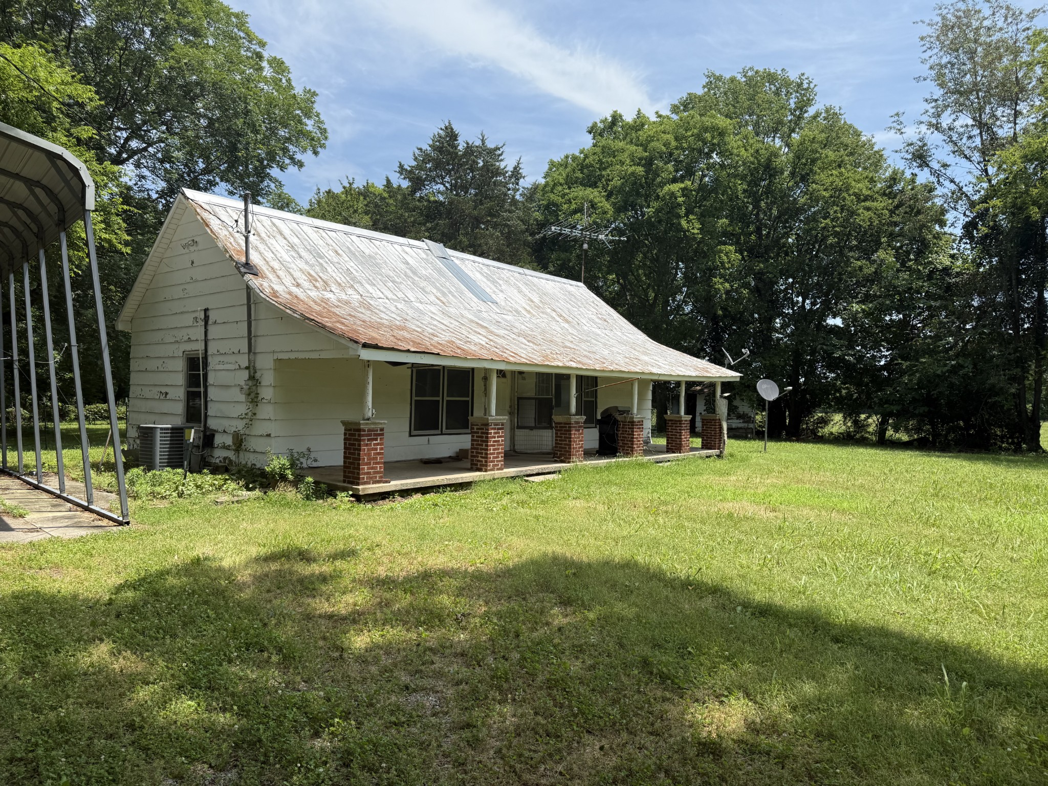 1035 Spur Rd Property Photo 3