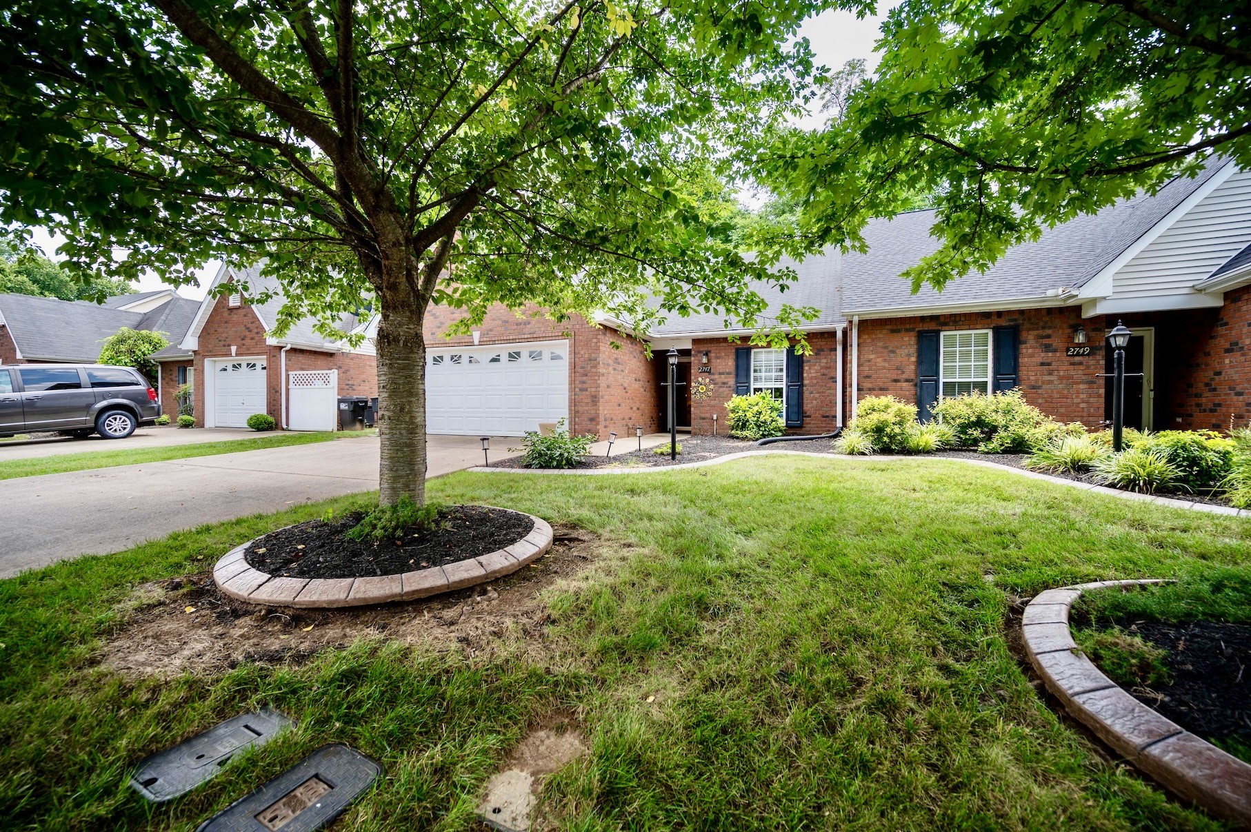 2747 Stonehedge Dr Property Photo 6
