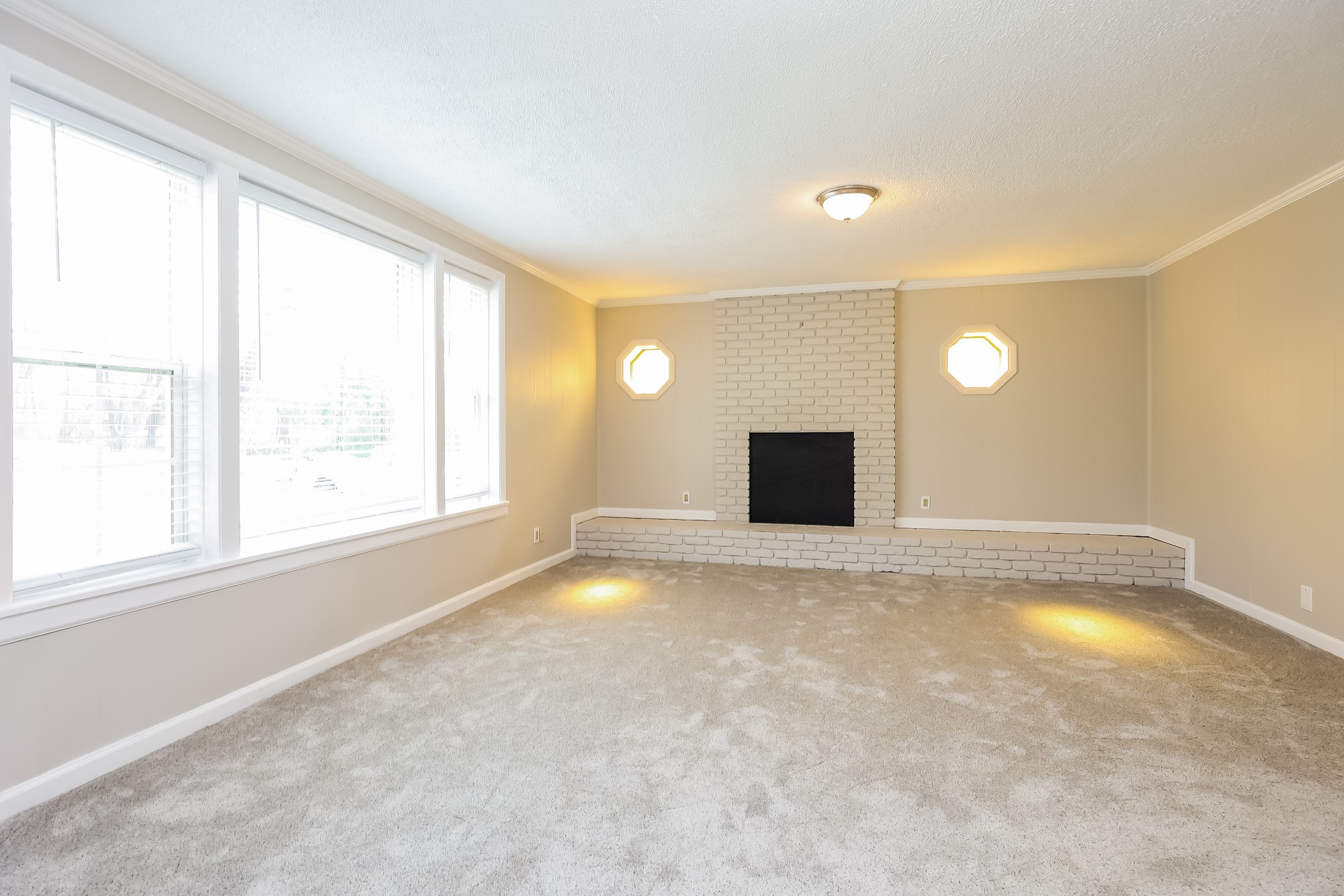 2636 Ravine Dr Property Photo 4