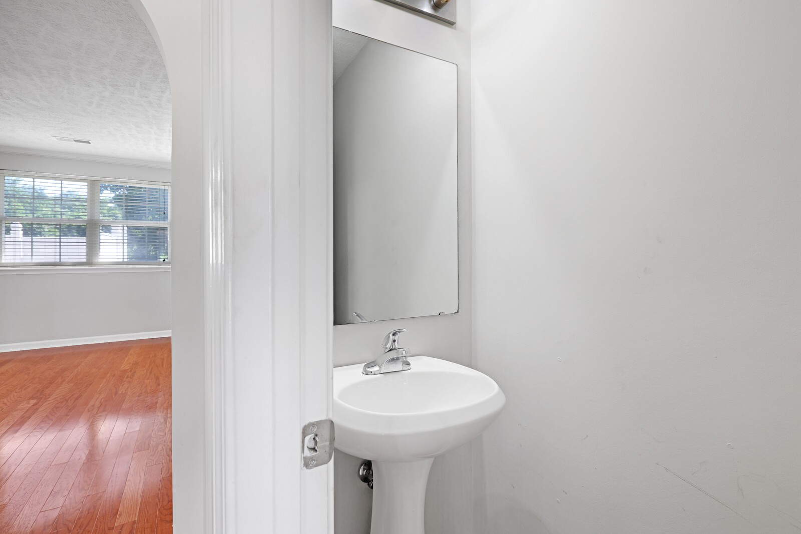 2120 Lebanon Pike Property Photo 8