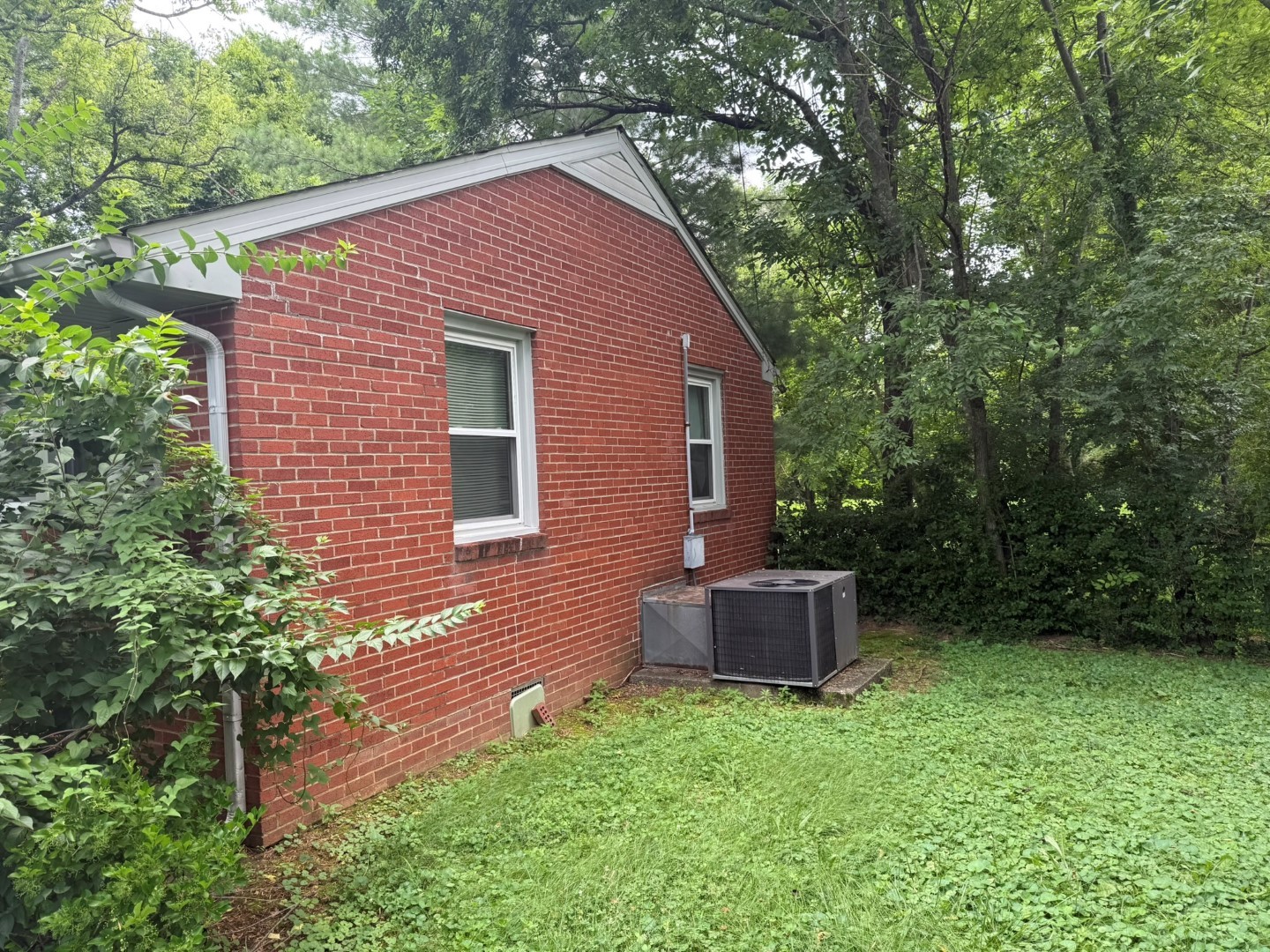 1510 Leaf Ave Property Photo 3