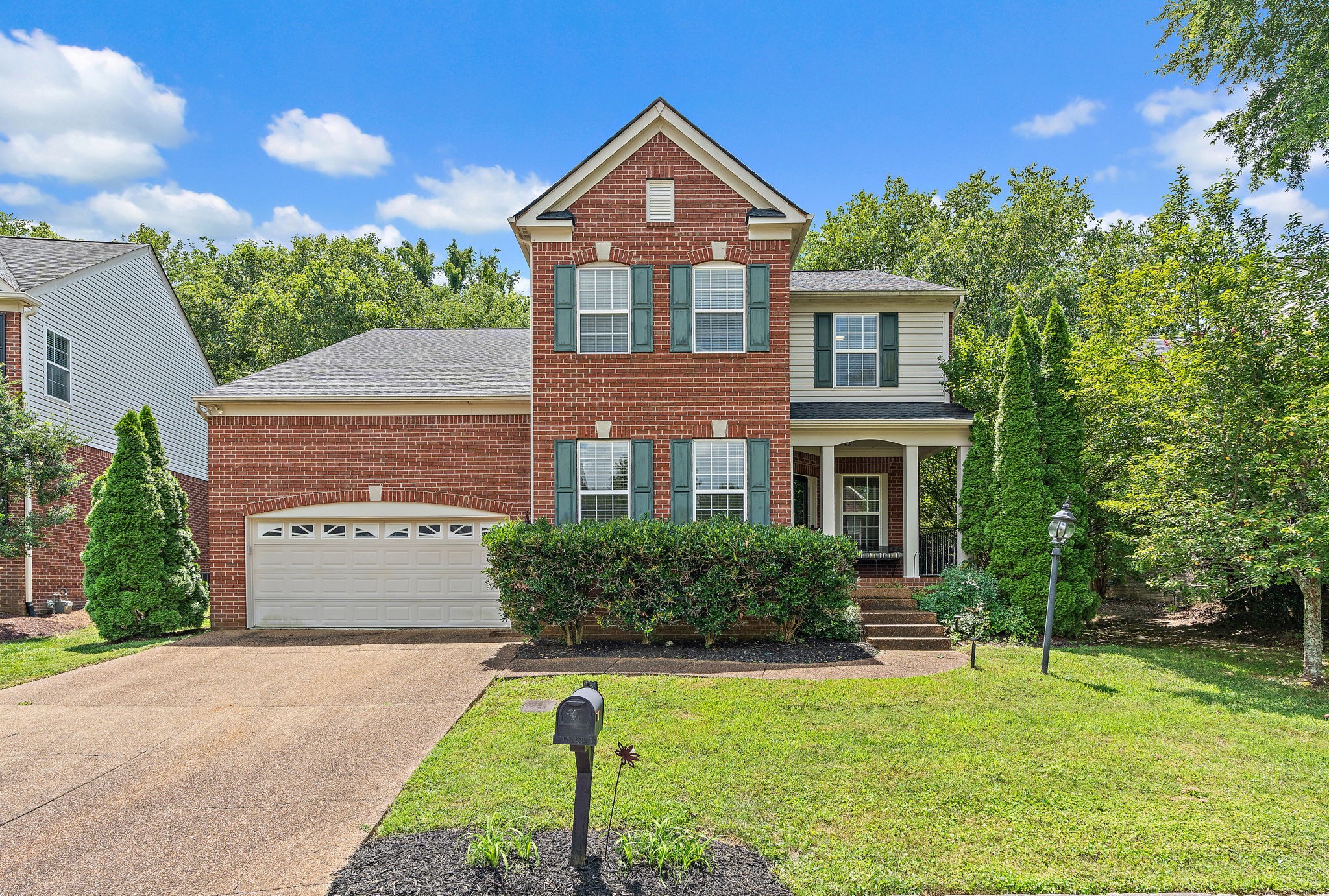 821 Holt Grove Ct Property Photo 1