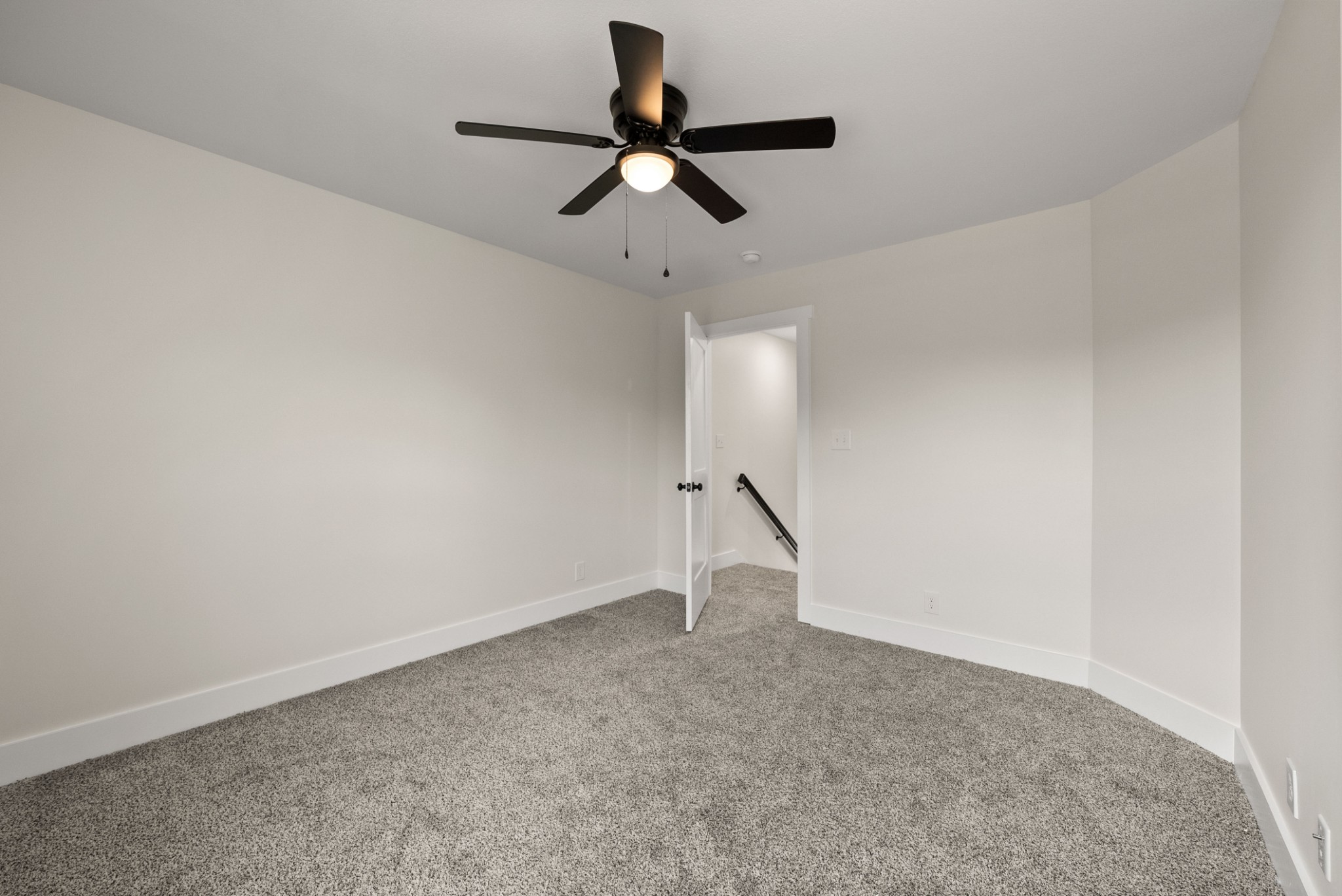 536 Falkland Cir Property Photo 25