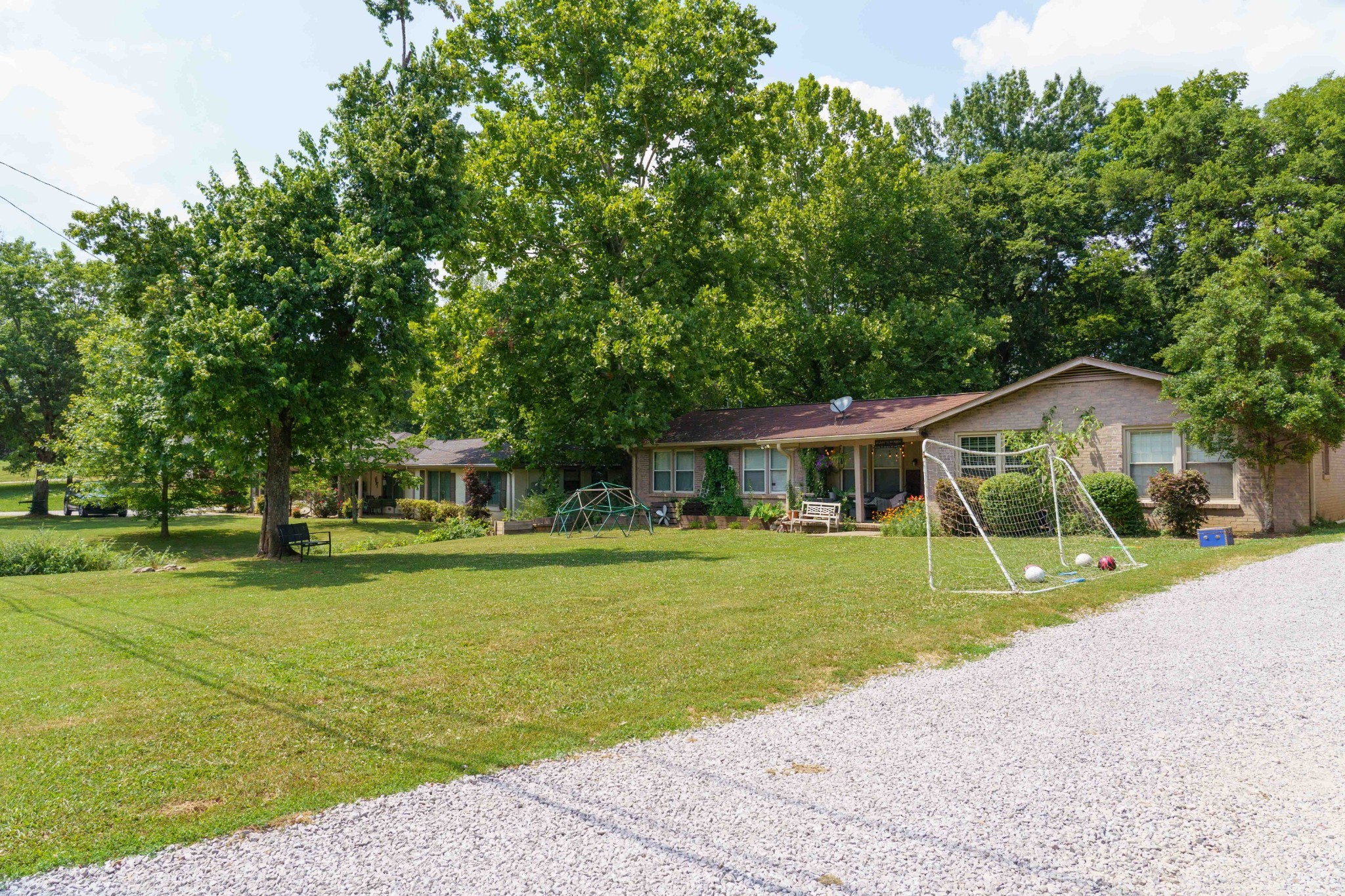 636 Harpeth Bend Dr Property Photo 1
