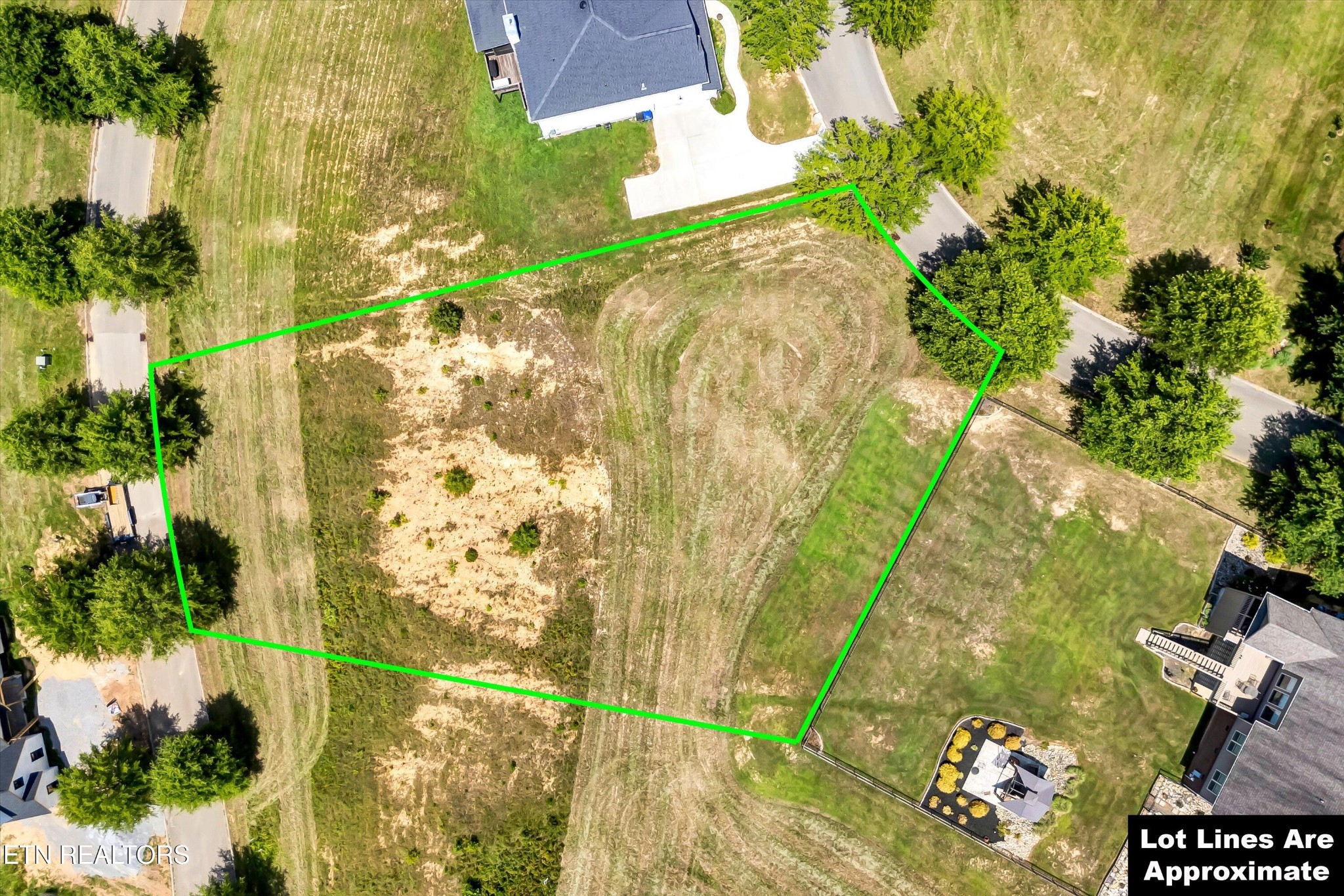 123 Pineberry Road E Property Photo 7