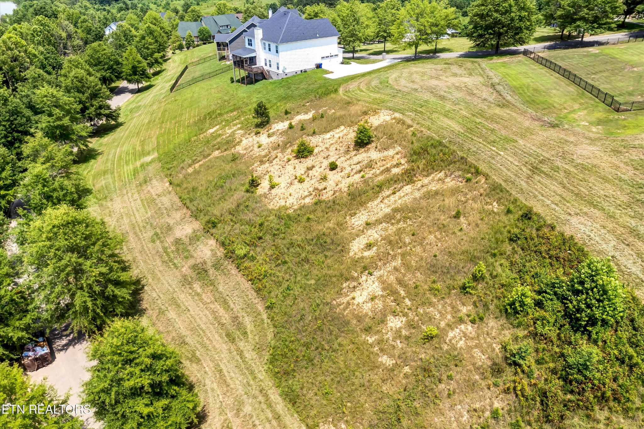 123 Pineberry Road E Property Photo 23