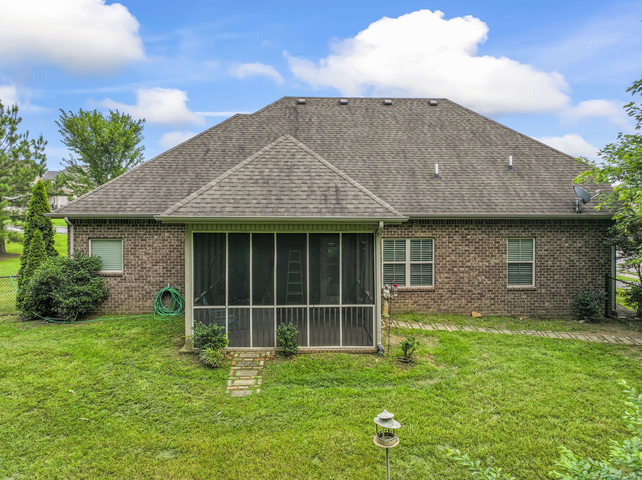 176 Sparrow Gap Dr Property Photo 9