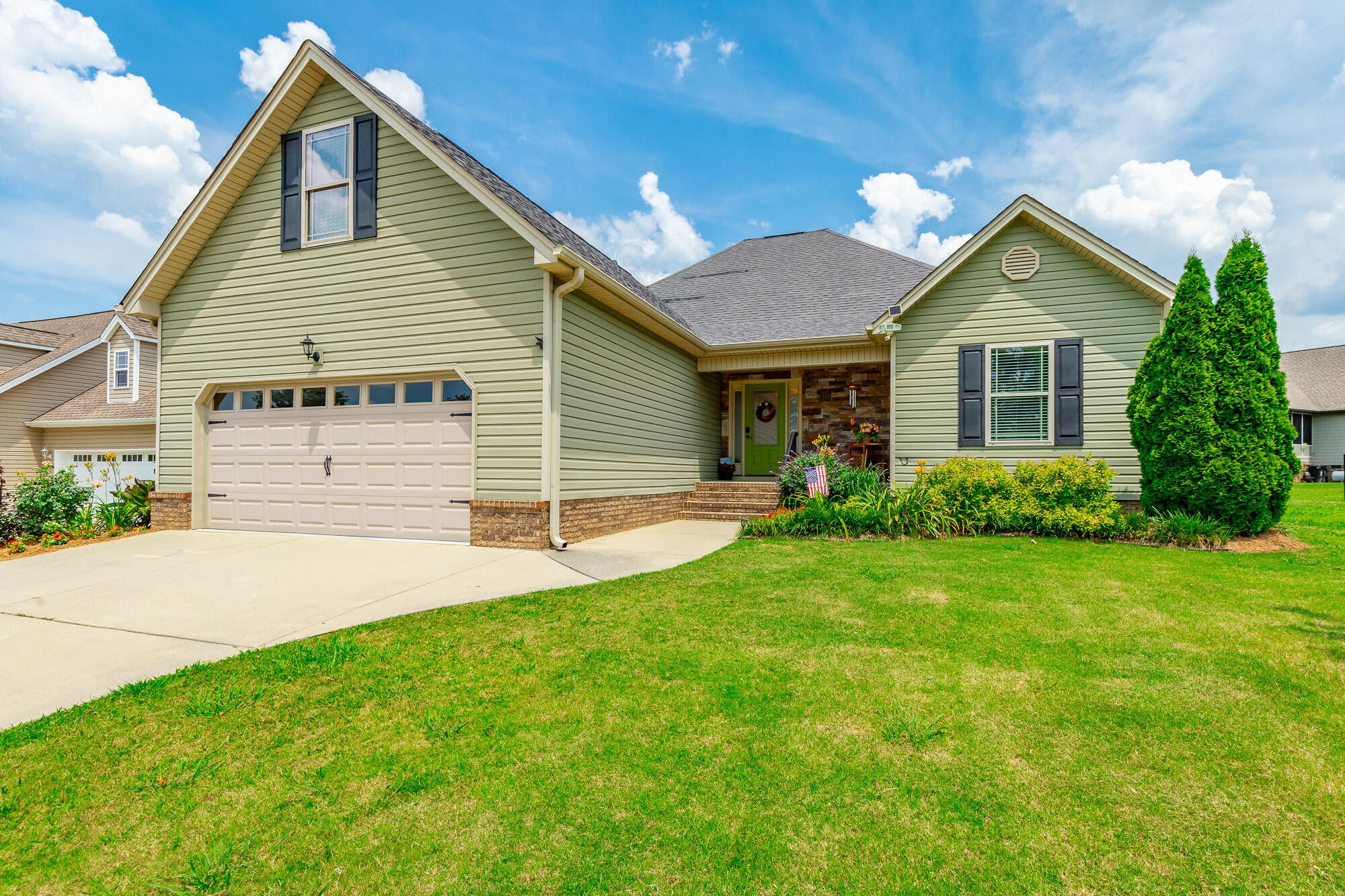 30 Hunting Ridge Circle Property Photo 1