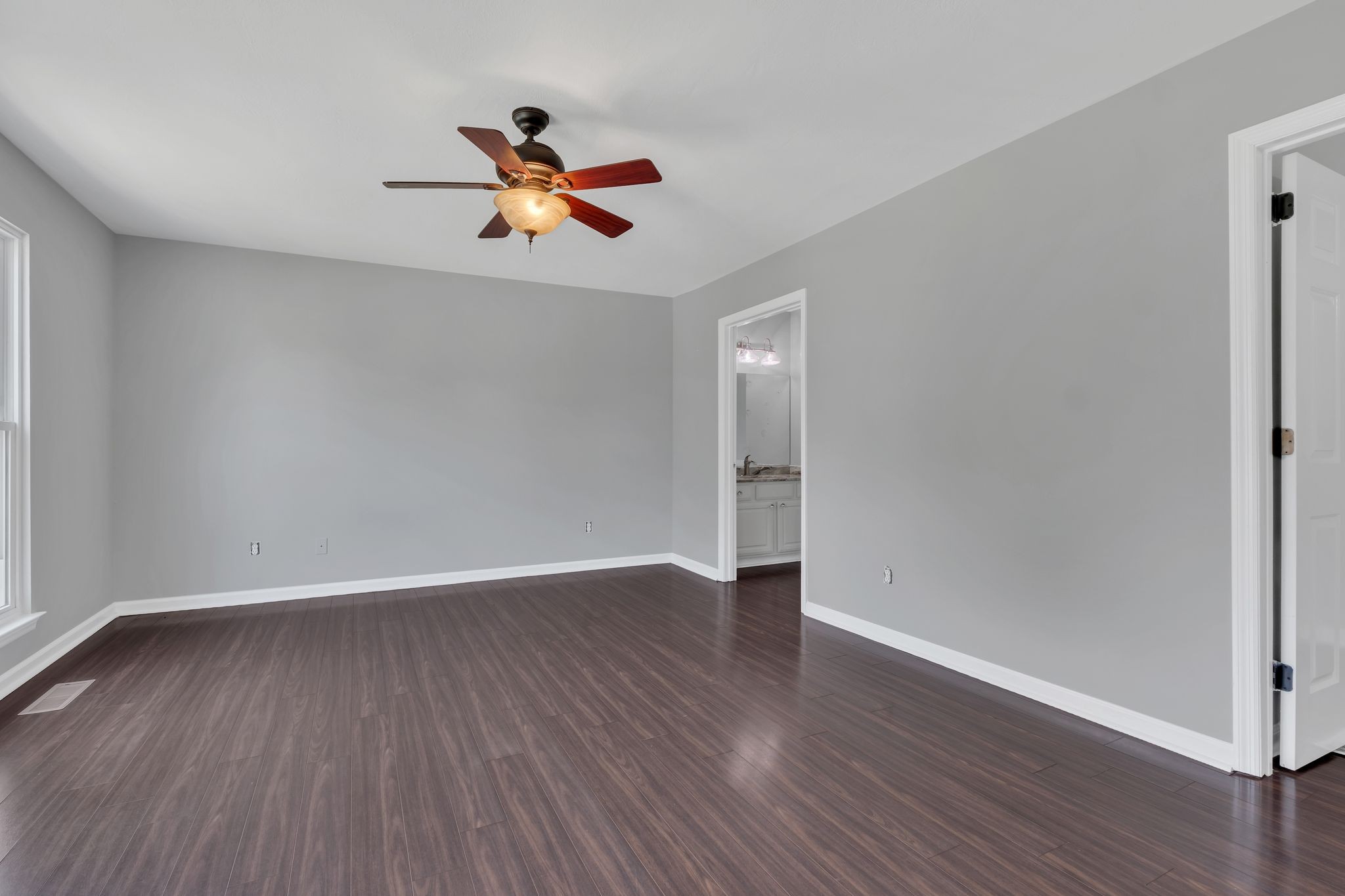 1500 Trailwood Ct Property Photo 22