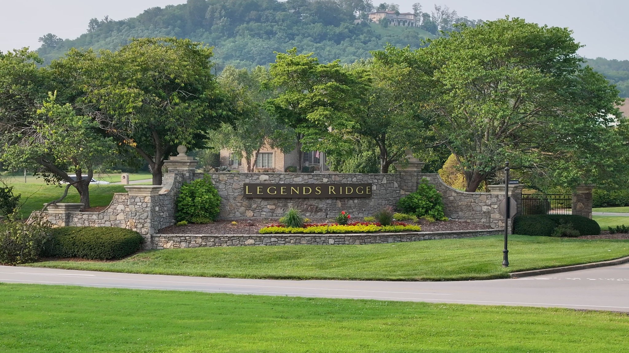 409 Lake Valley Dr Property Photo 1