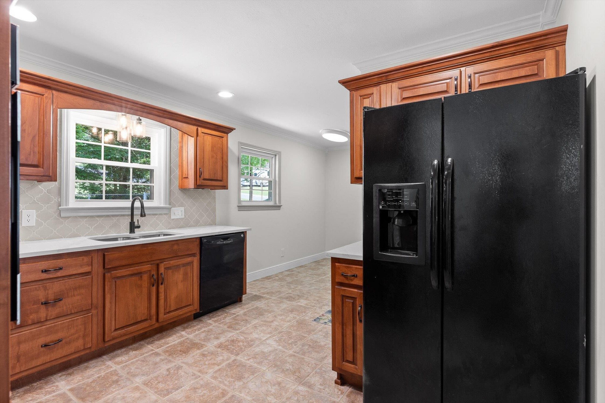145 Kittle Street Property Photo 12
