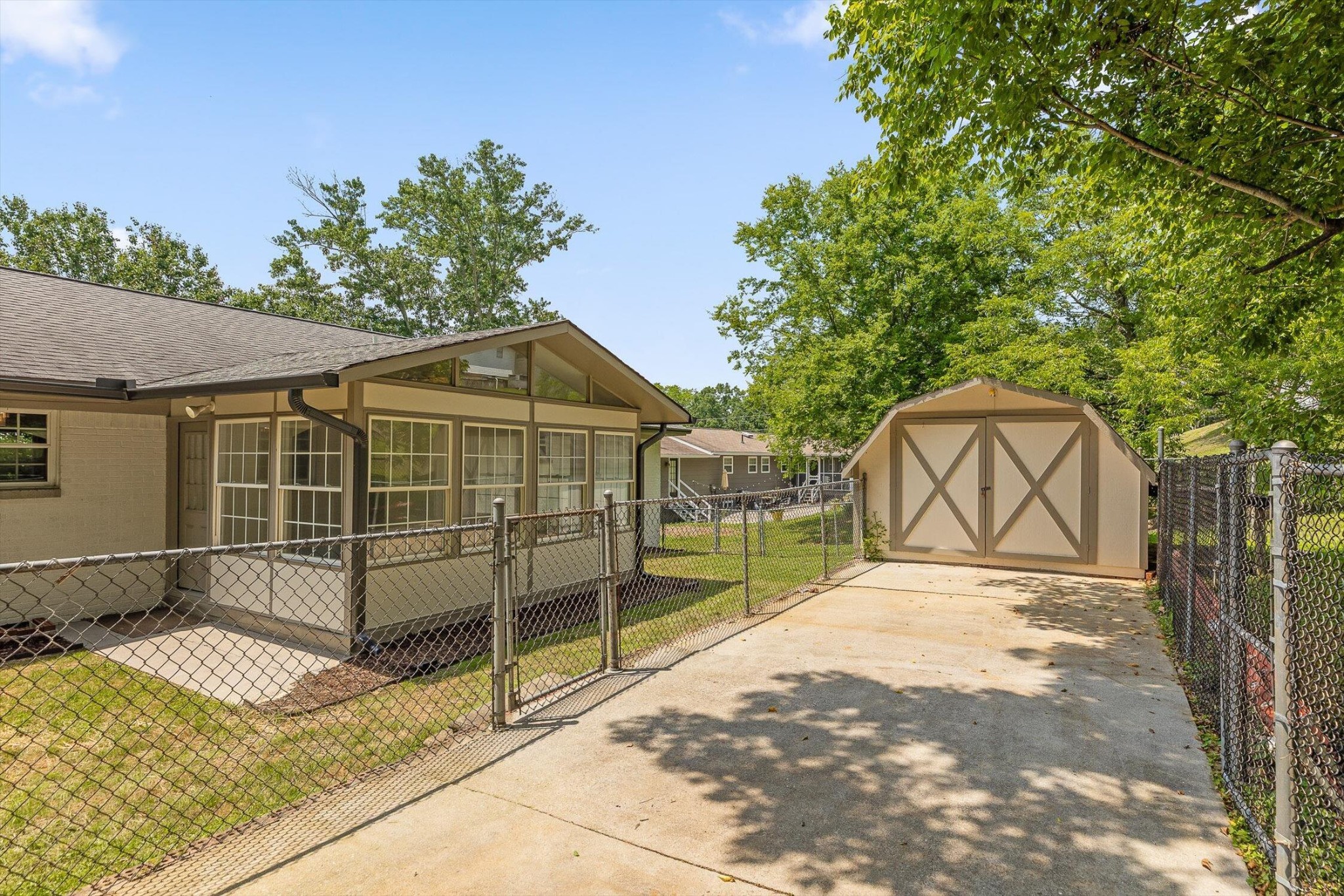 145 Kittle Street Property Photo 28