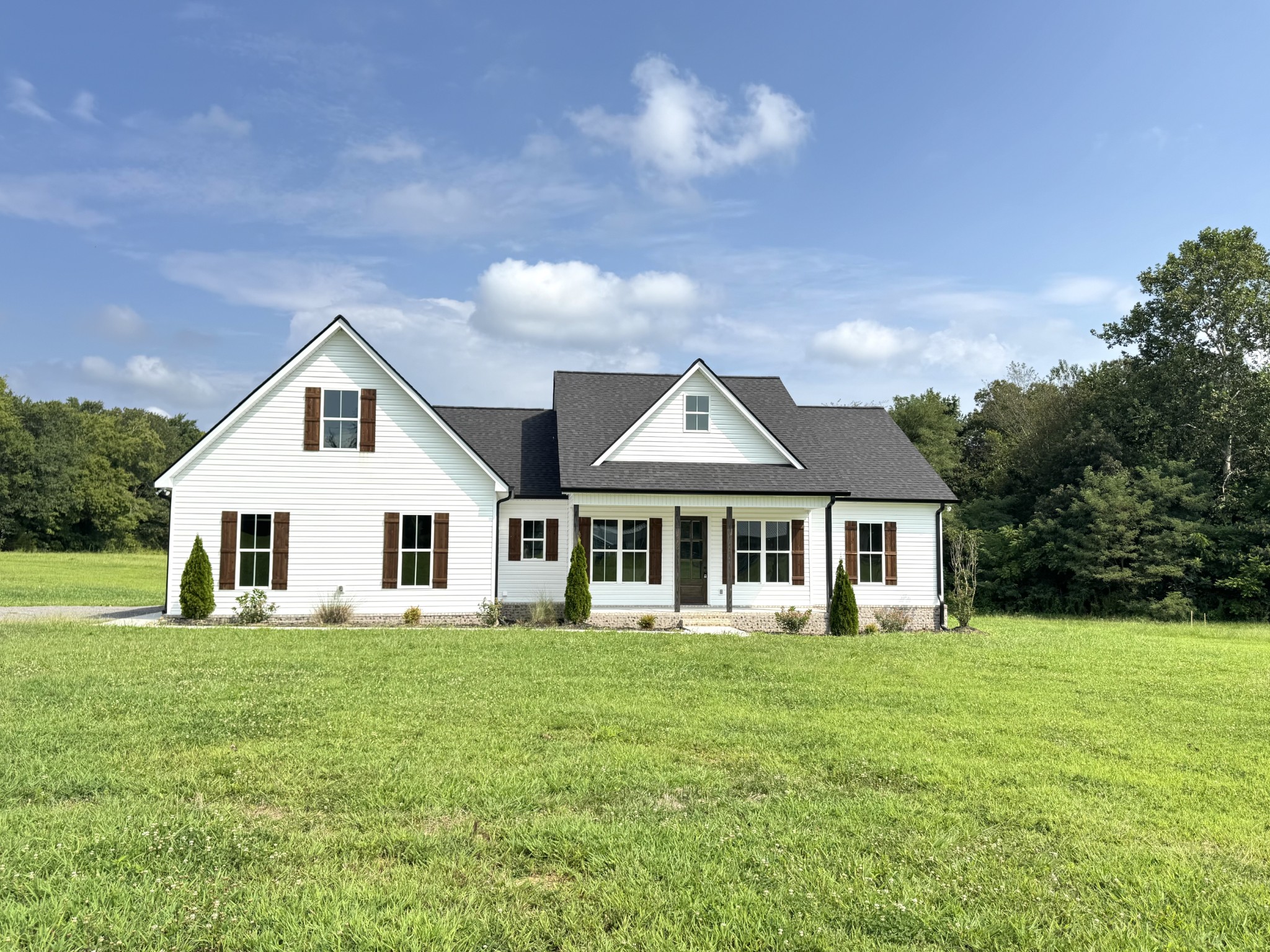3840 Hollow Springs Rd Property Photo 1