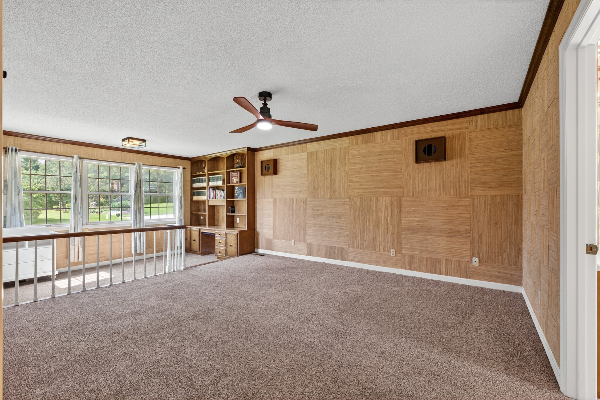 813 Manor Dr Property Photo 23