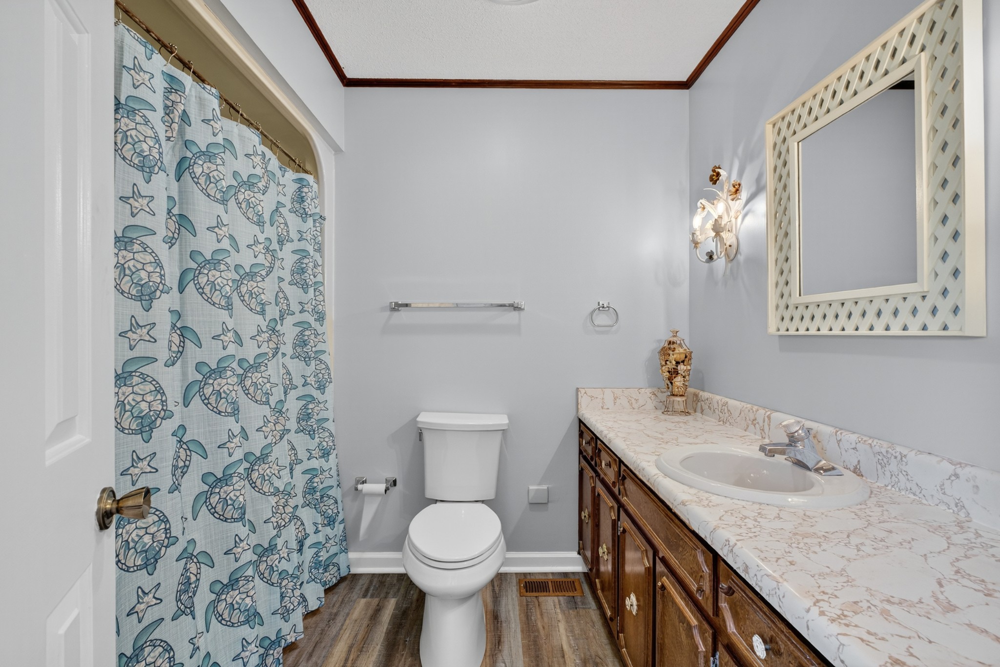 813 Manor Dr Property Photo 31
