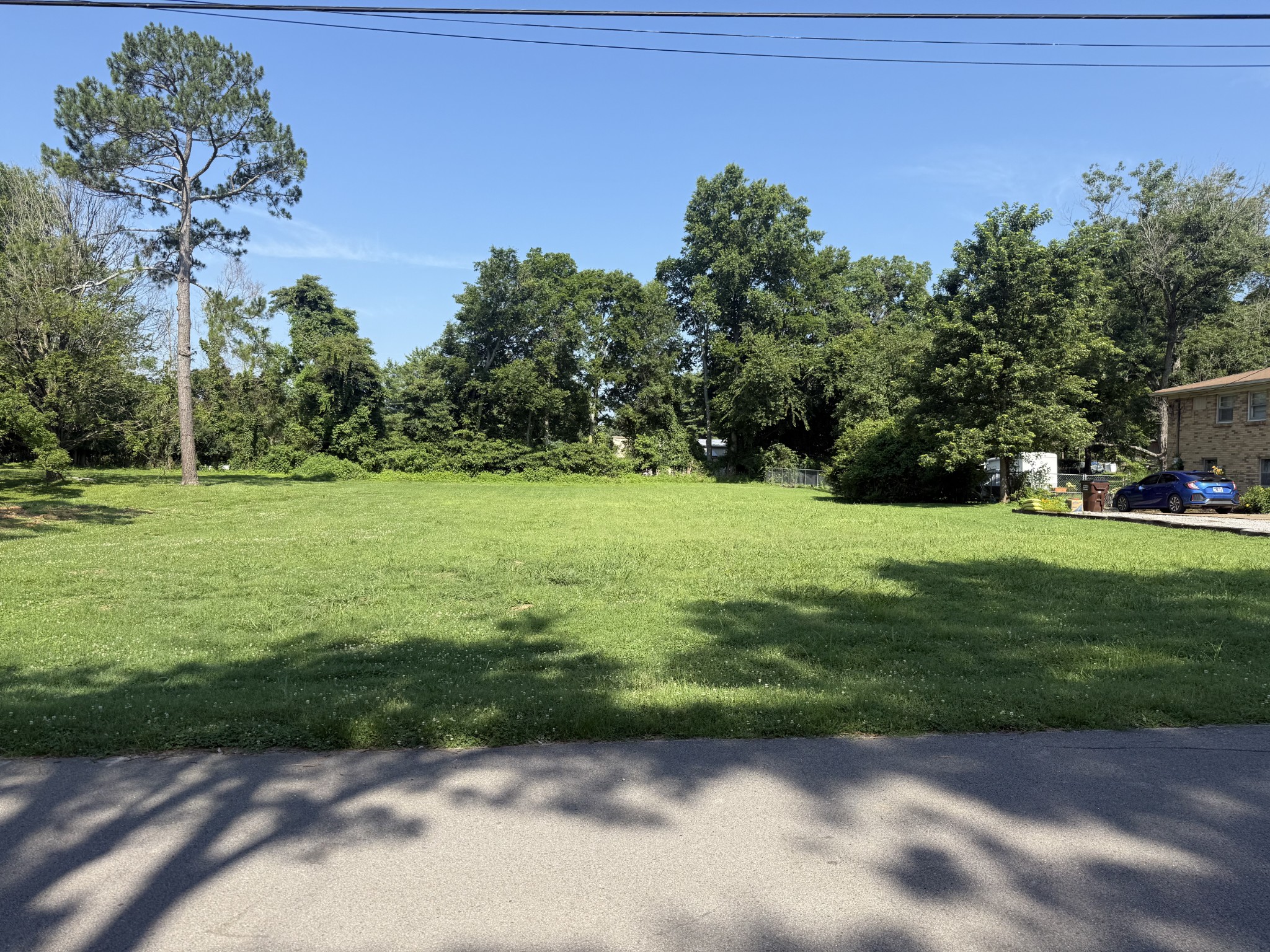 106 Lynn Lee Dr Property Photo 4