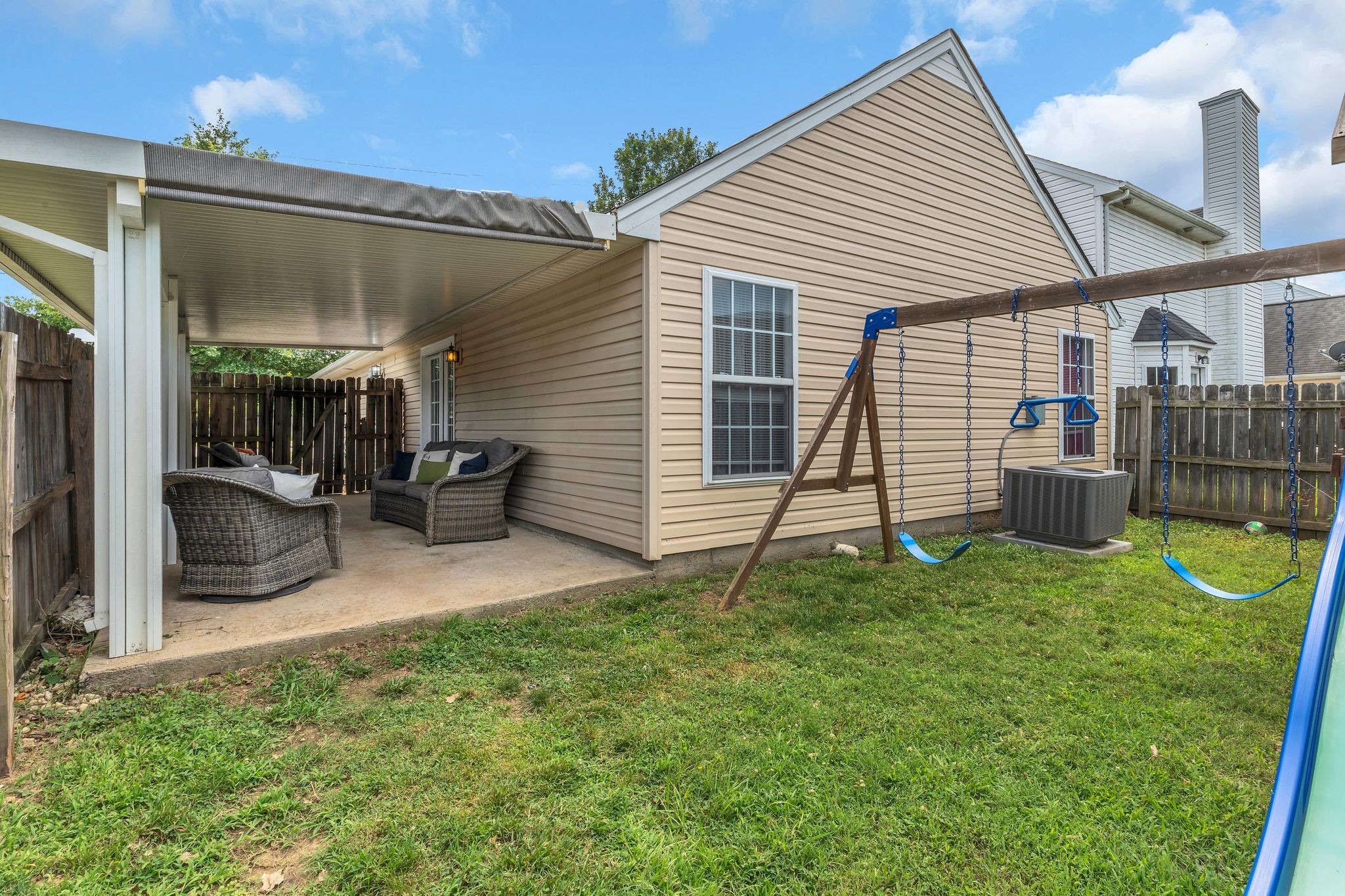 2637 River Meade Way Property Photo 23