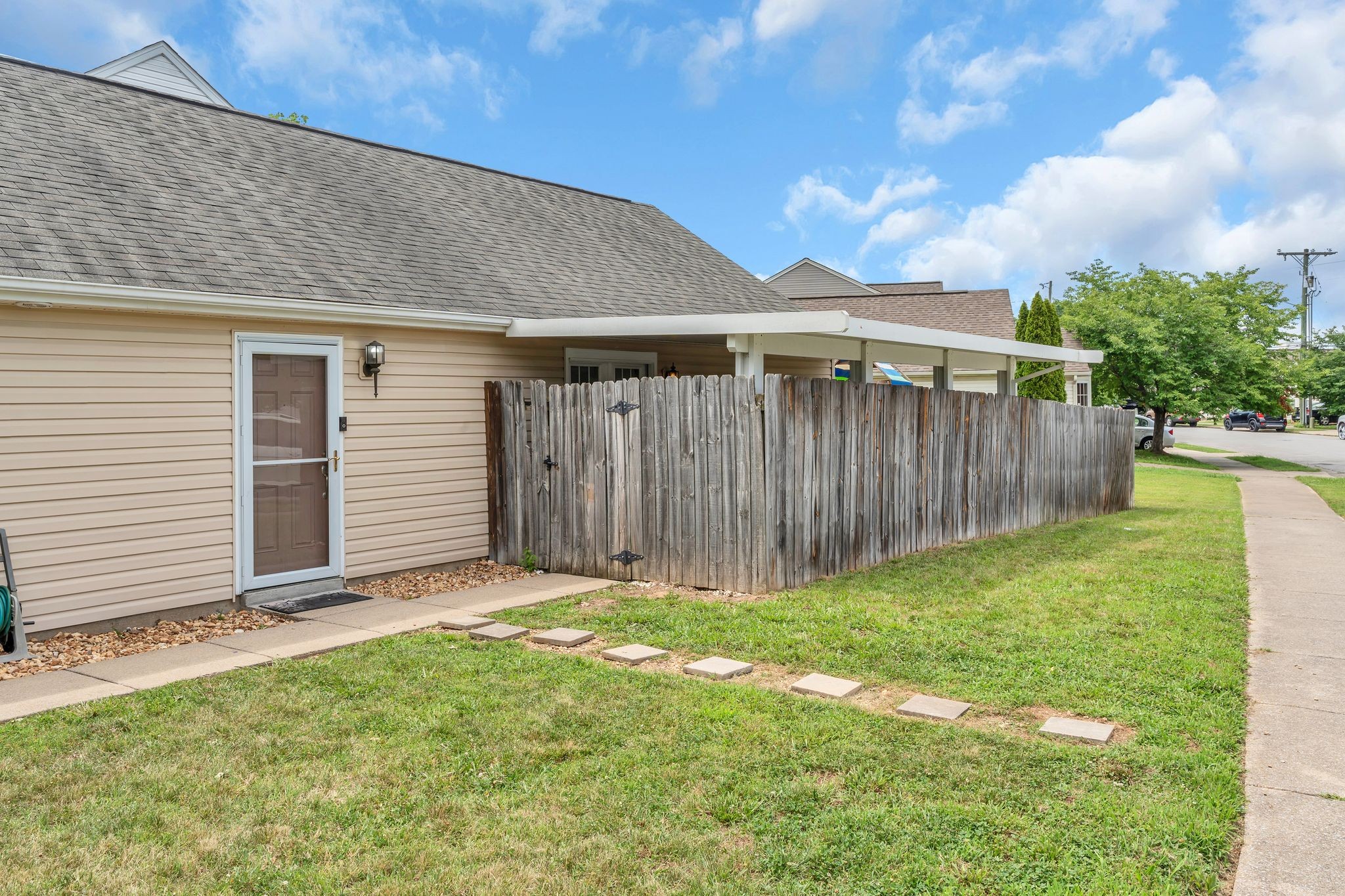 2637 River Meade Way Property Photo 24