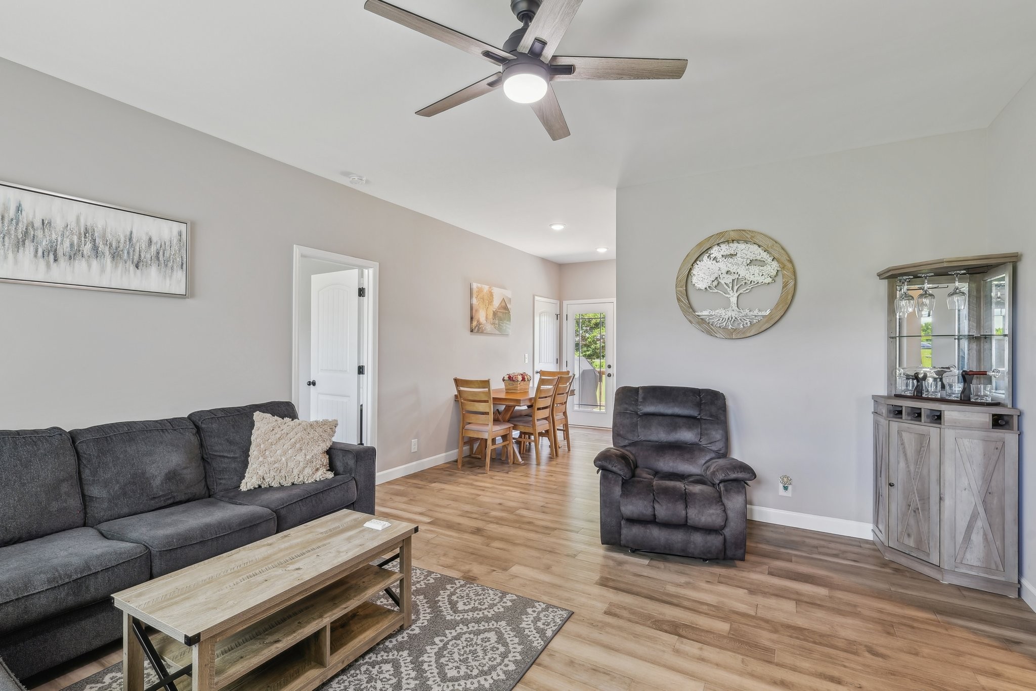 1219 Oak Grove Rd Property Photo 14